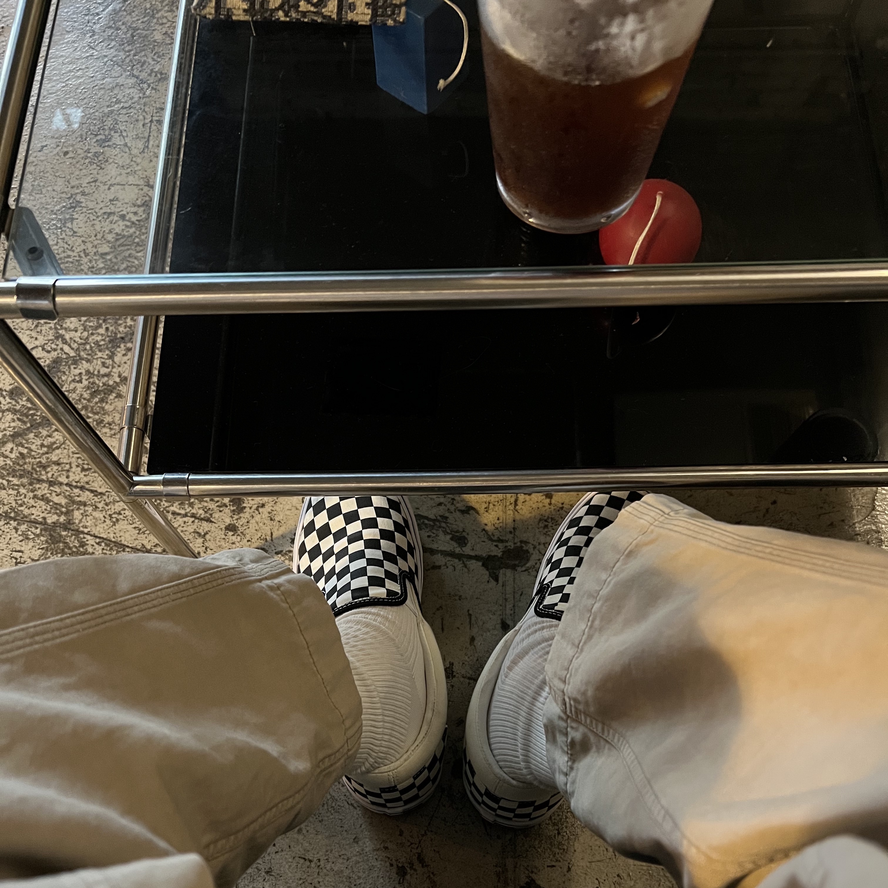 Vans Slip-On Checkerboard 착용 스타일 - 2