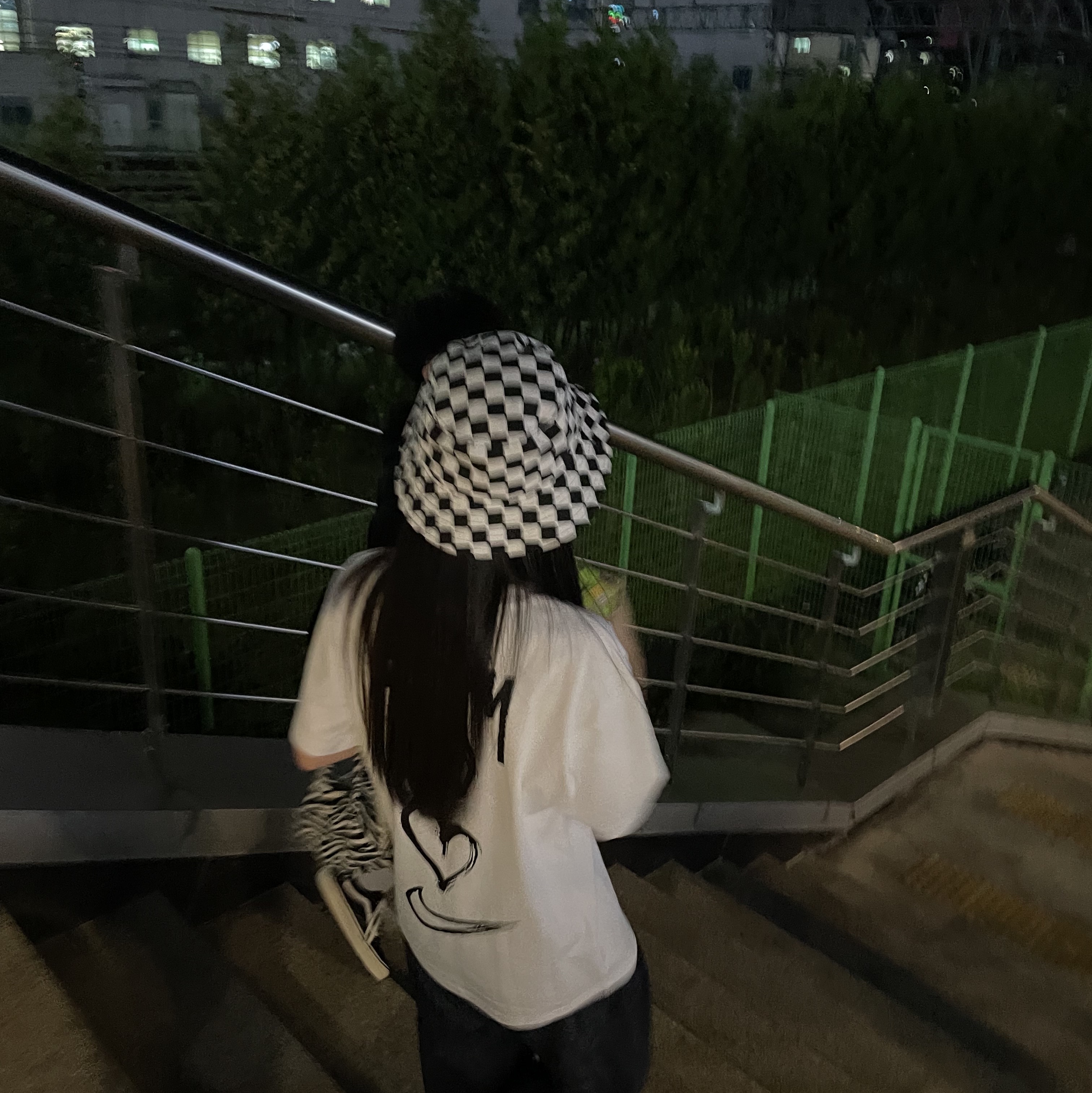 Nike x Stussy NRG RA T-Shirt Summit White (DM4942-121), (W) Nike Air Force 1 '07 Low White 착용 스타일