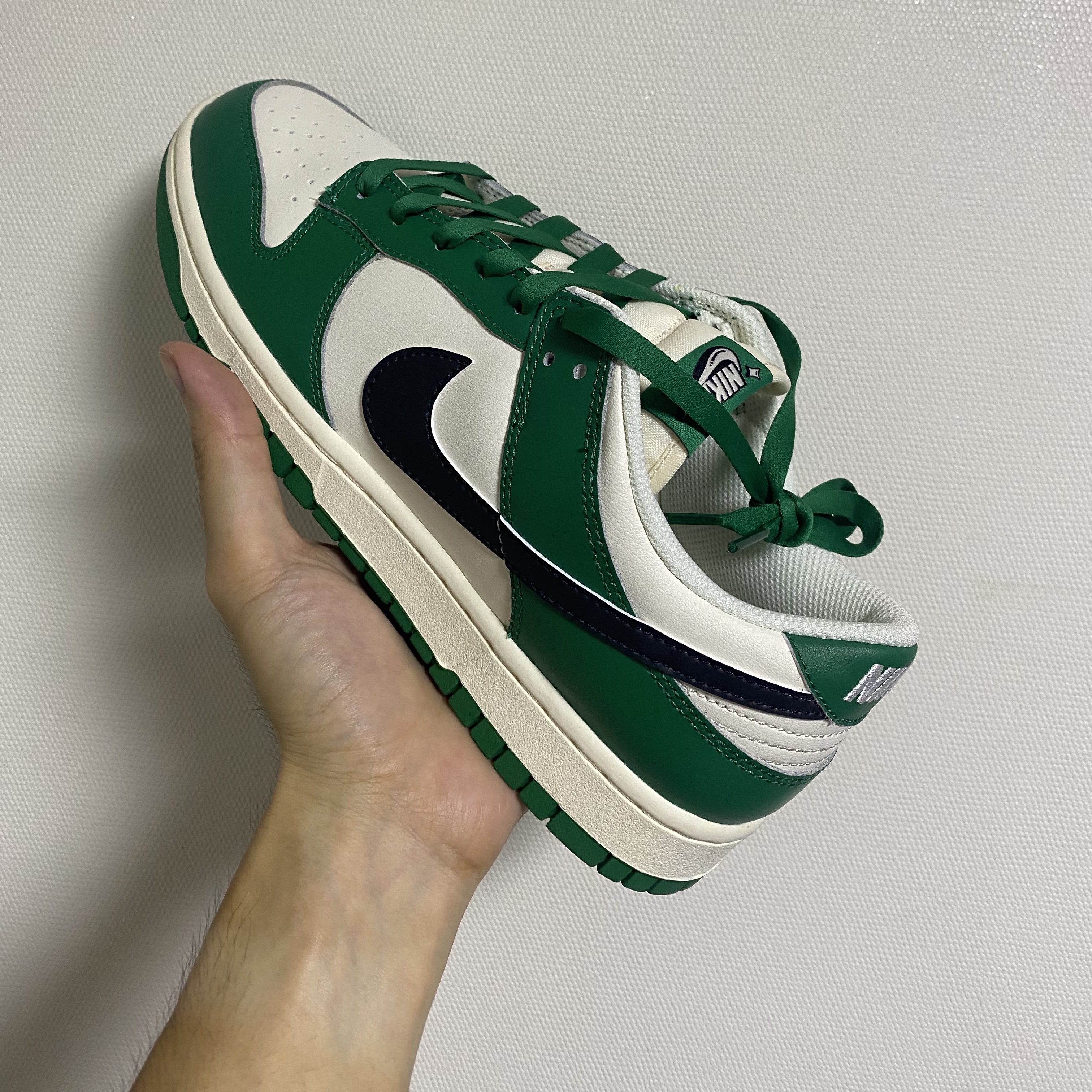 Nike Dunk Low Retro SE Jackpot Malachite 착용 스타일