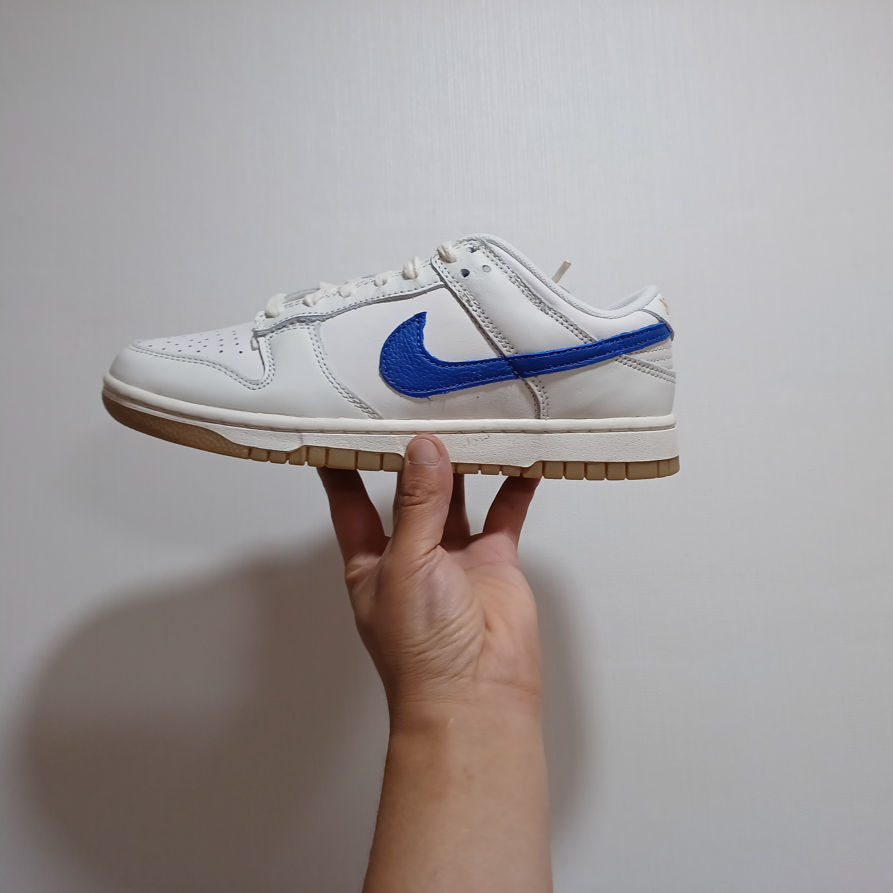 Nike Dunk Low SE Sail Dark Marina Blue 착용 스타일 - 4