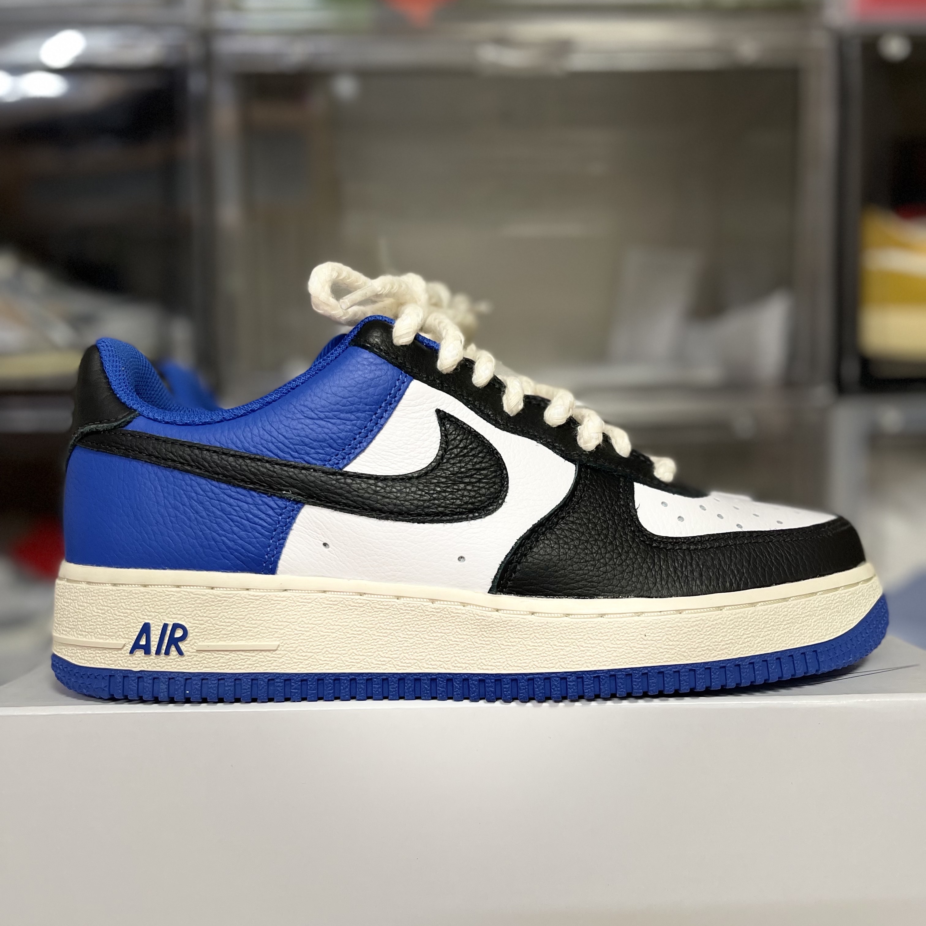 Nike Air Force 1 '07 Low White 착용 스타일 - 2