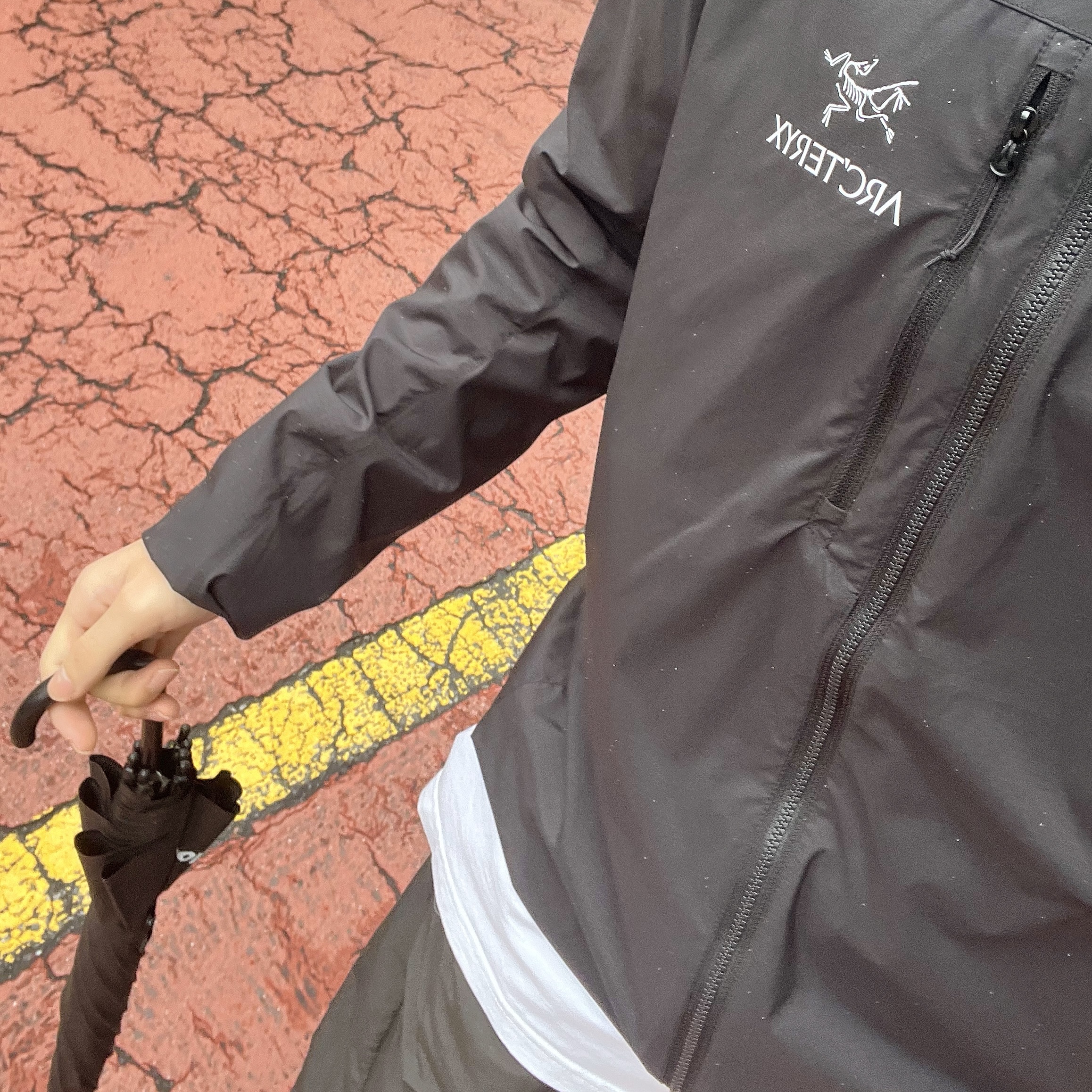 Arc'teryx Squamish Hoody Black 착용 스타일