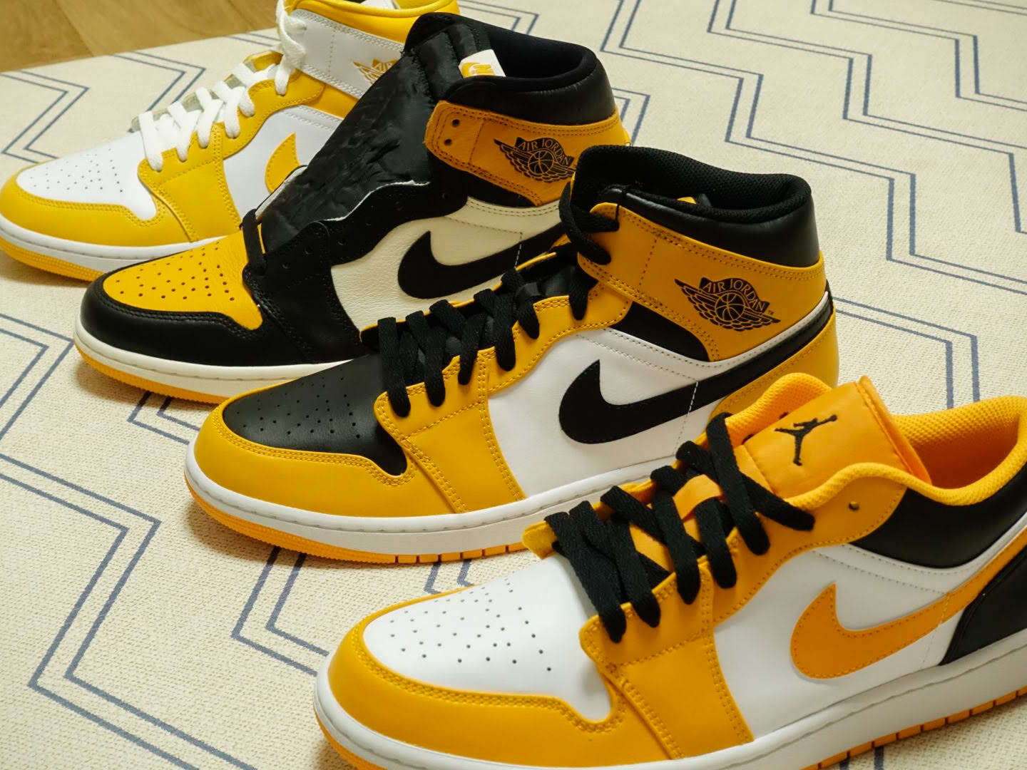 Jordan 1 Retro High OG Taxi, Jordan 1 Mid Taxi 착용 스타일