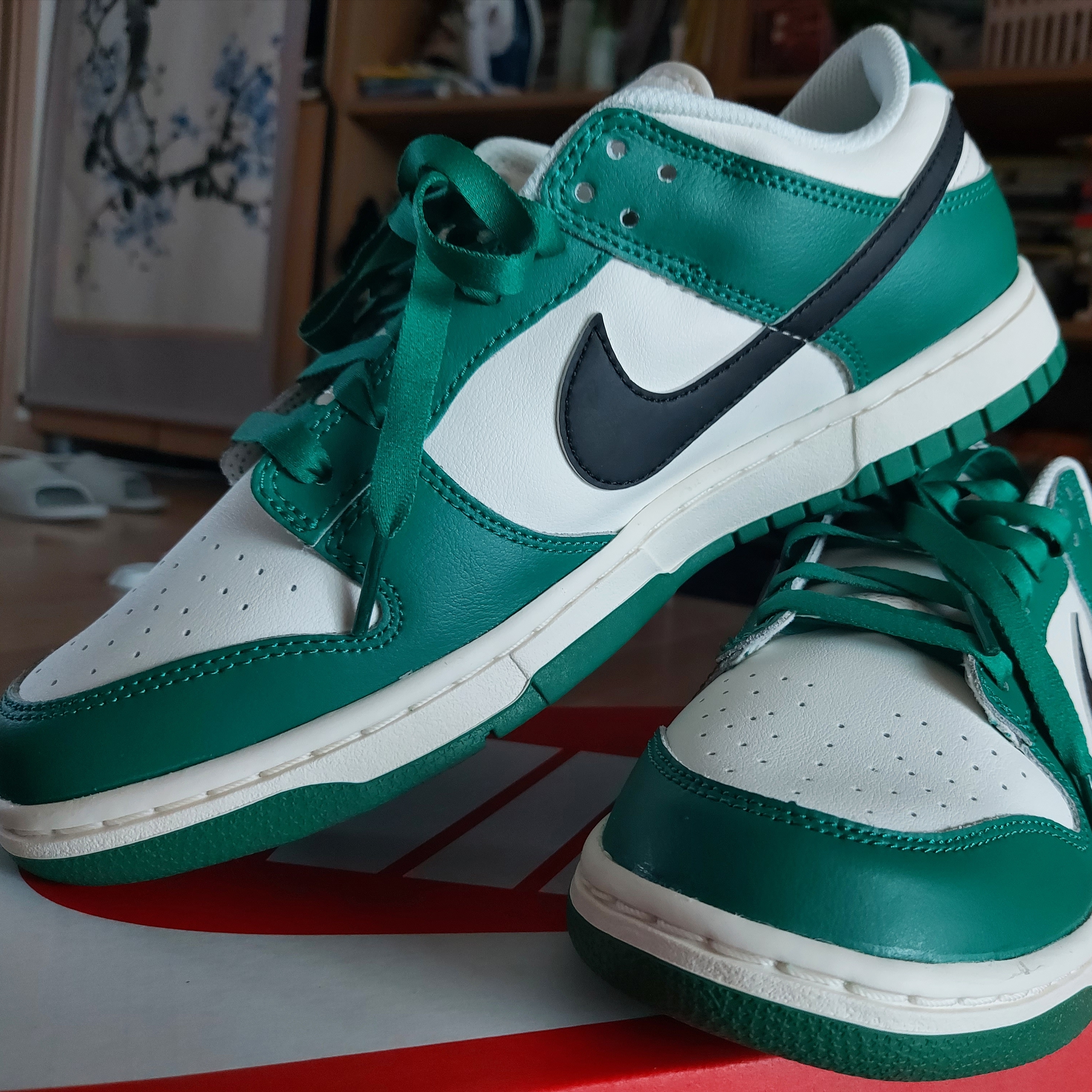 Nike Dunk Low Retro SE Jackpot Grey Fog, Nike Dunk Low Retro SE Jackpot Malachite 착용 스타일 - 5