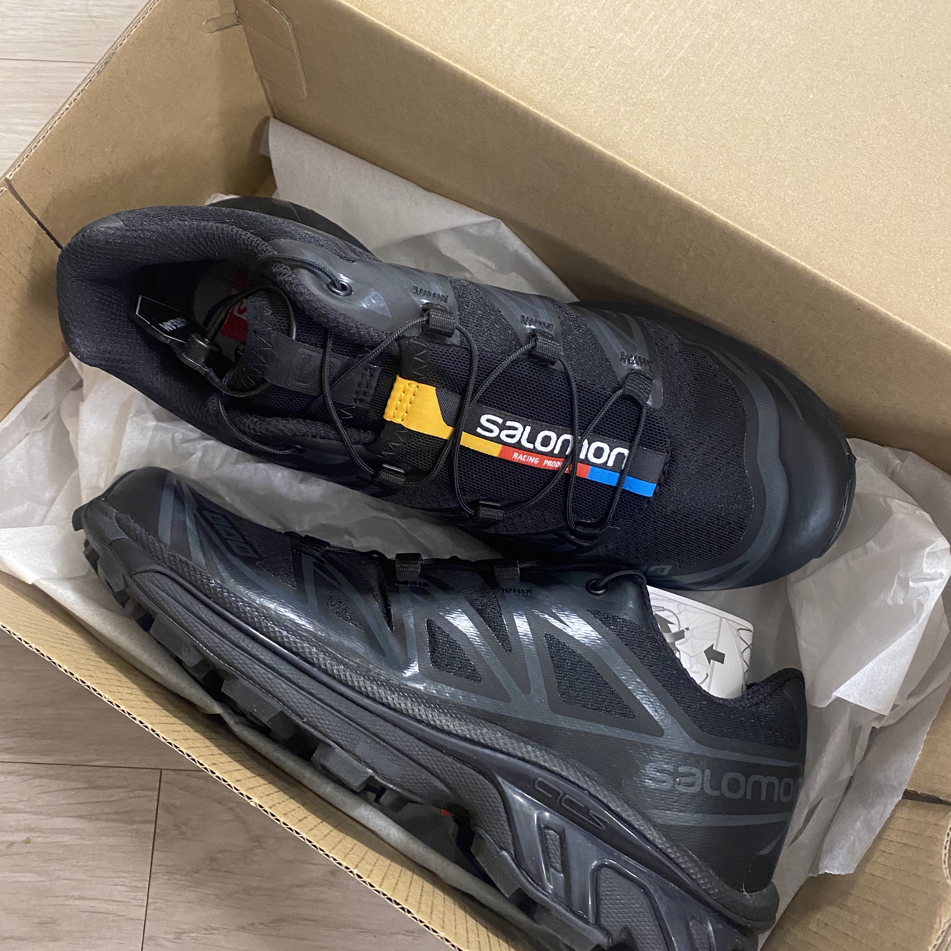 Salomon XT-6 ADV Black 착용 스타일