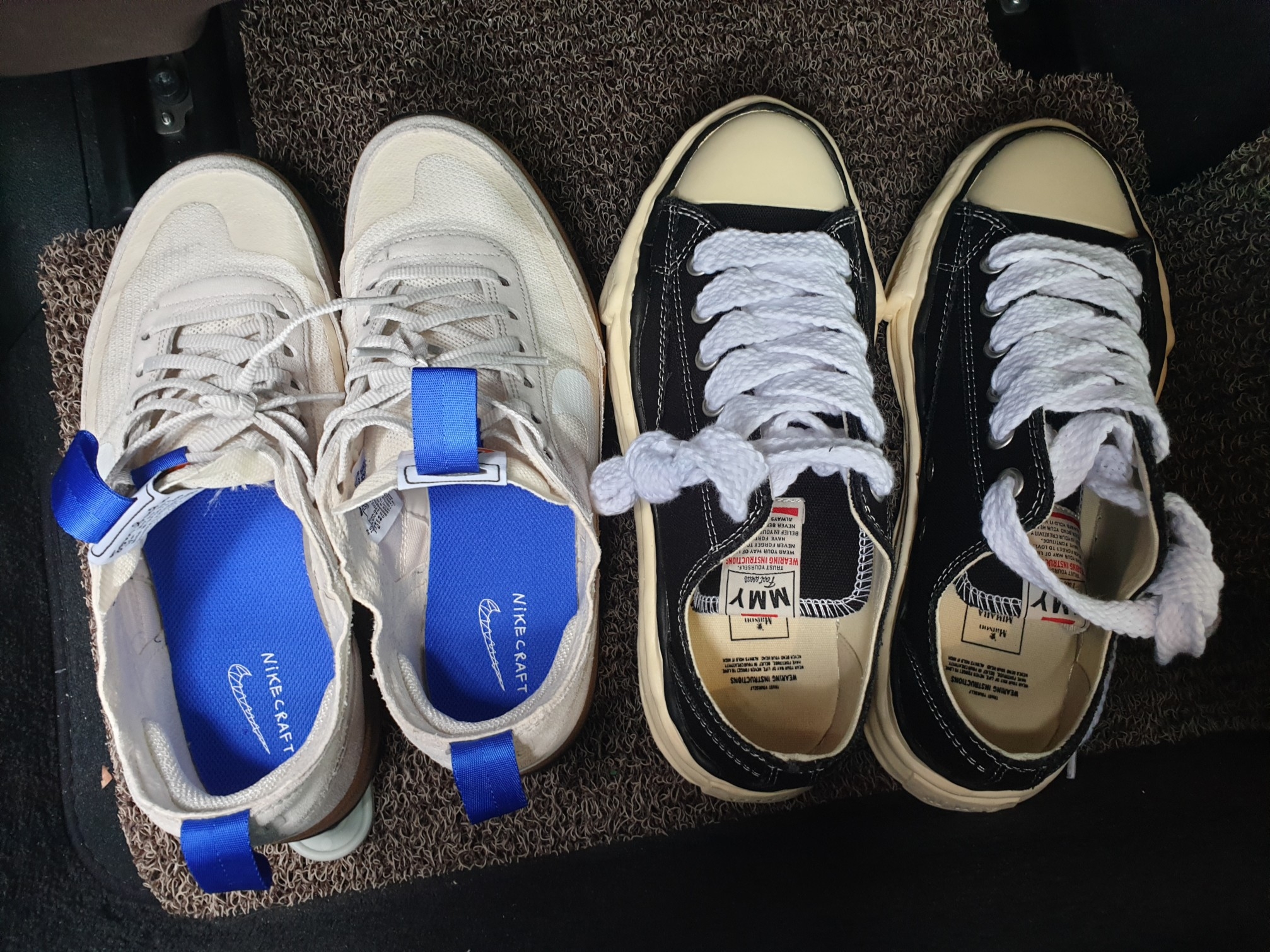 Maison Mihara Yasuhiro Peterson VL OG Sole Canvas Low-top Sneakers Black, Nike x Tom Sachs General Purpose Shoe Light Cream 착용 스타일