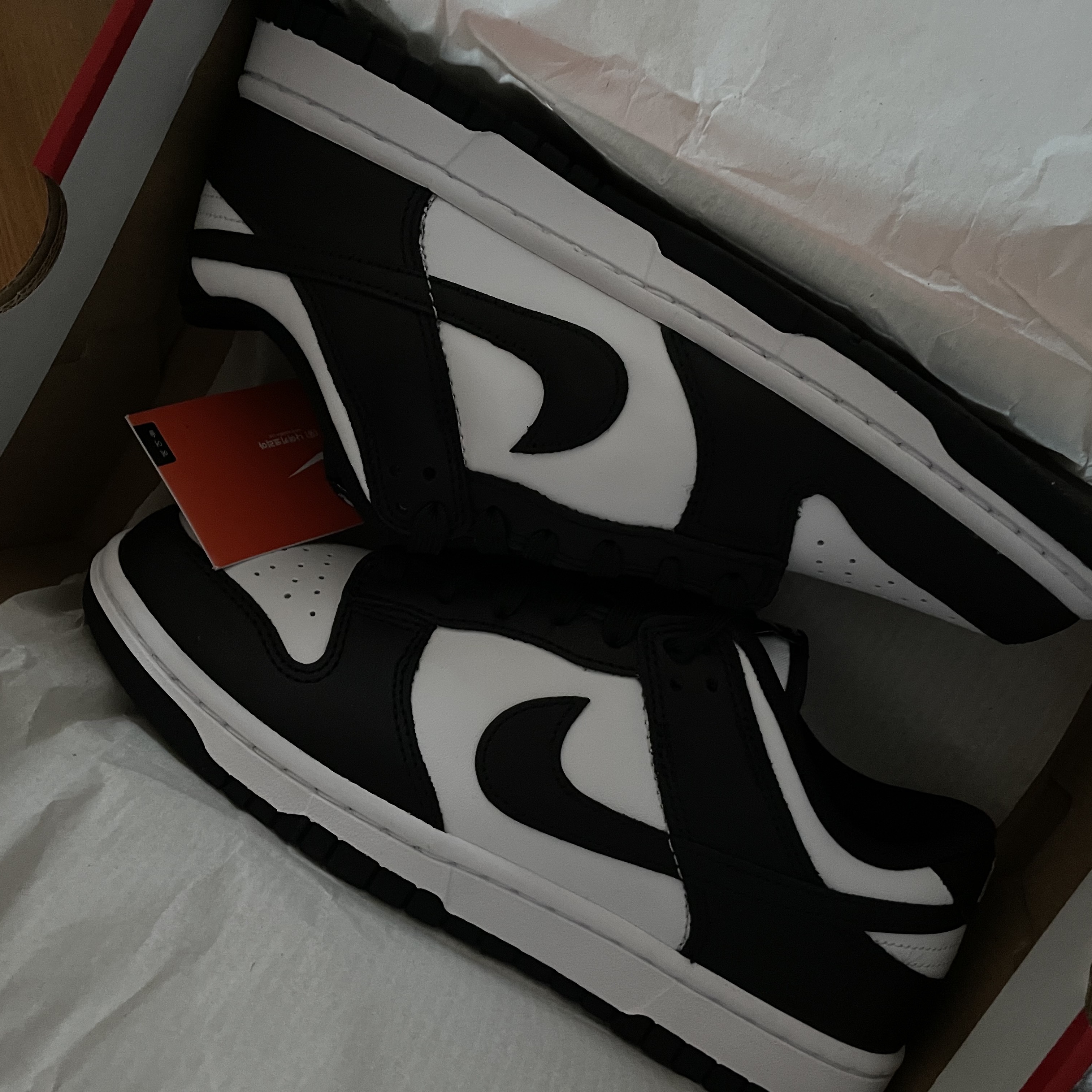 Nike Dunk Low Retro Black 착용 스타일
