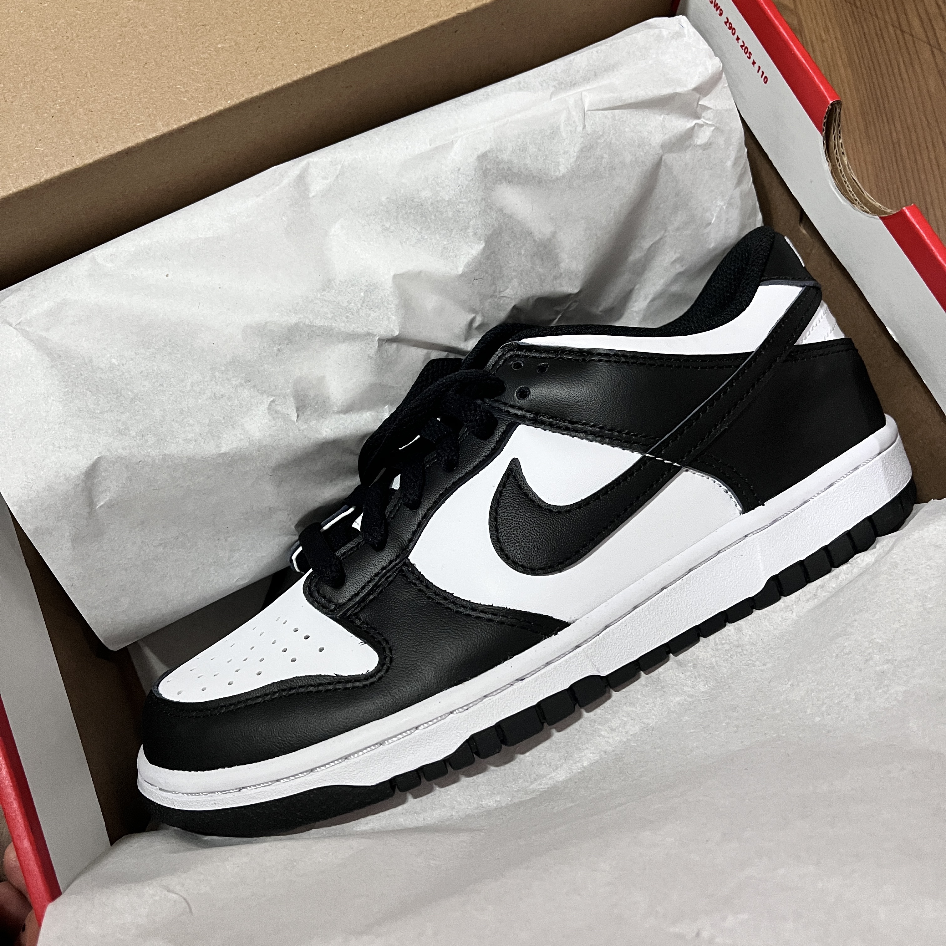 (GS) Nike Dunk Low Black, Nike Dunk Low Retro Black 착용 스타일 - 2