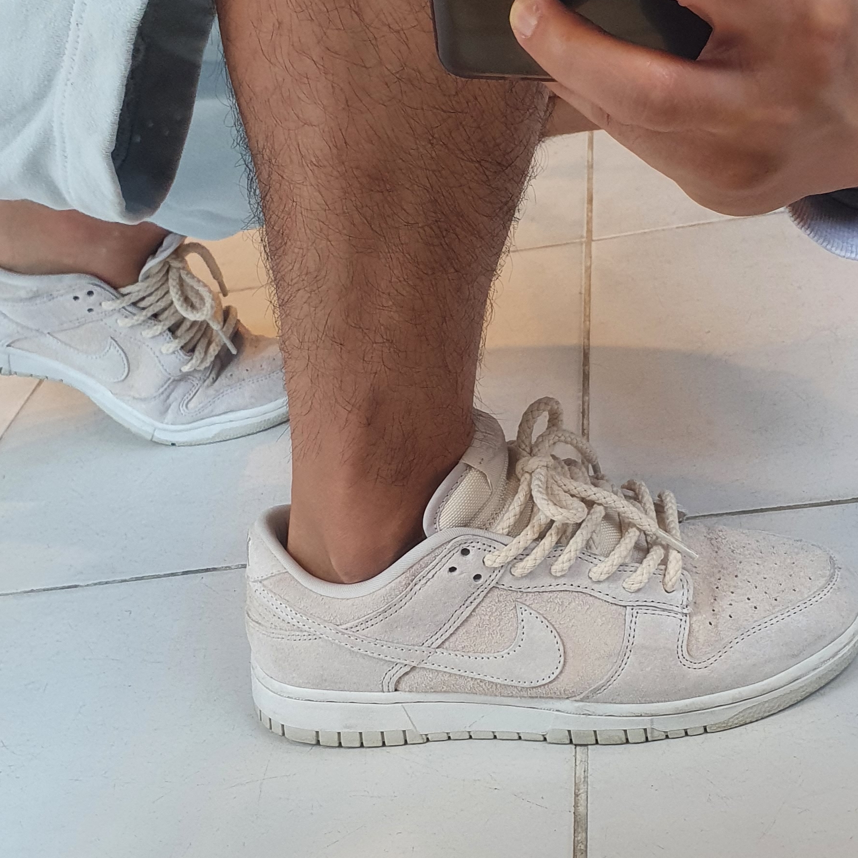 Nike Dunk Low Retro PRM Vast Grey 착용 스타일 - 2