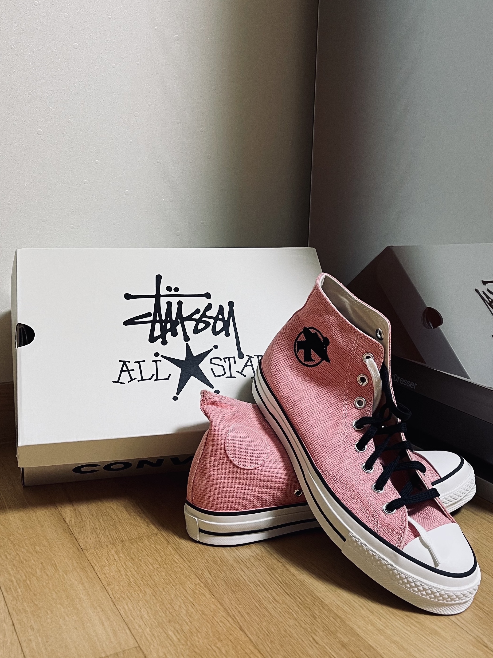 Converse x Stussy Chuck 70 High Black, Converse x Stussy Chuck 70 High Plumeria 착용 스타일