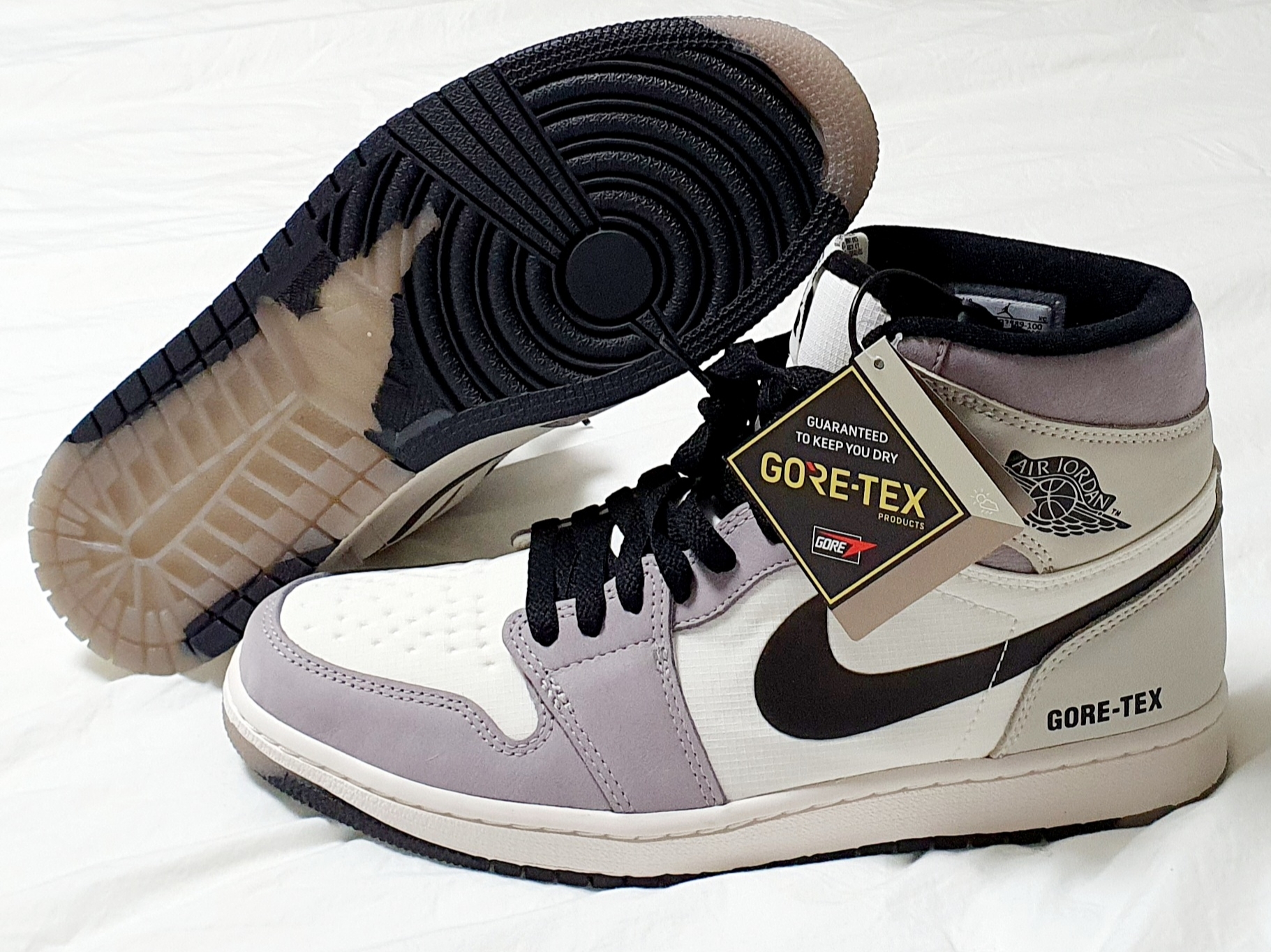 Jordan 1 Element Gore-Tex Sail 착용 스타일 - 5
