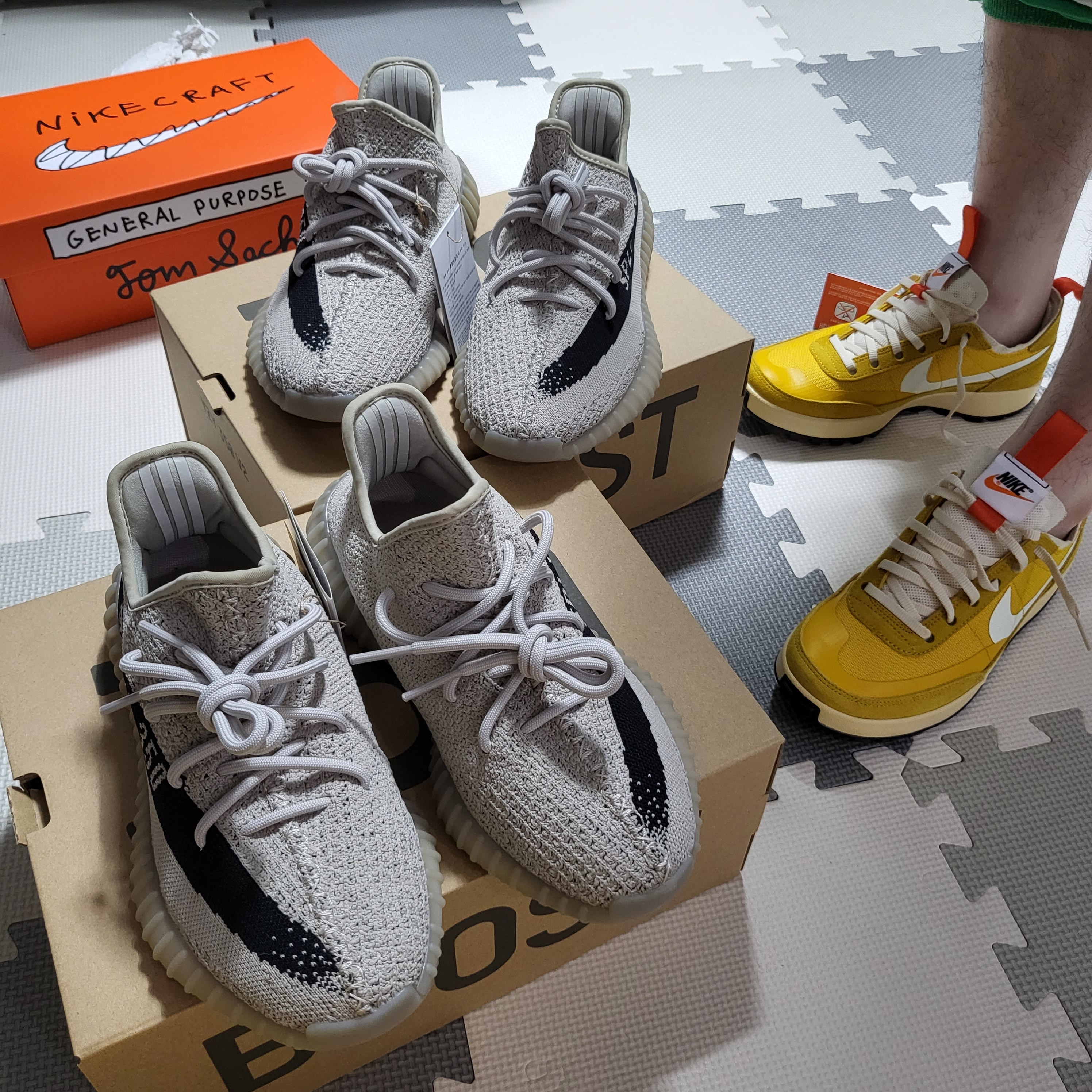 Adidas Yeezy Boost 350 V2 Slate Core Black 2022/2023, Nike x Tom Sachs General Purpose Shoe Archive 착용 스타일