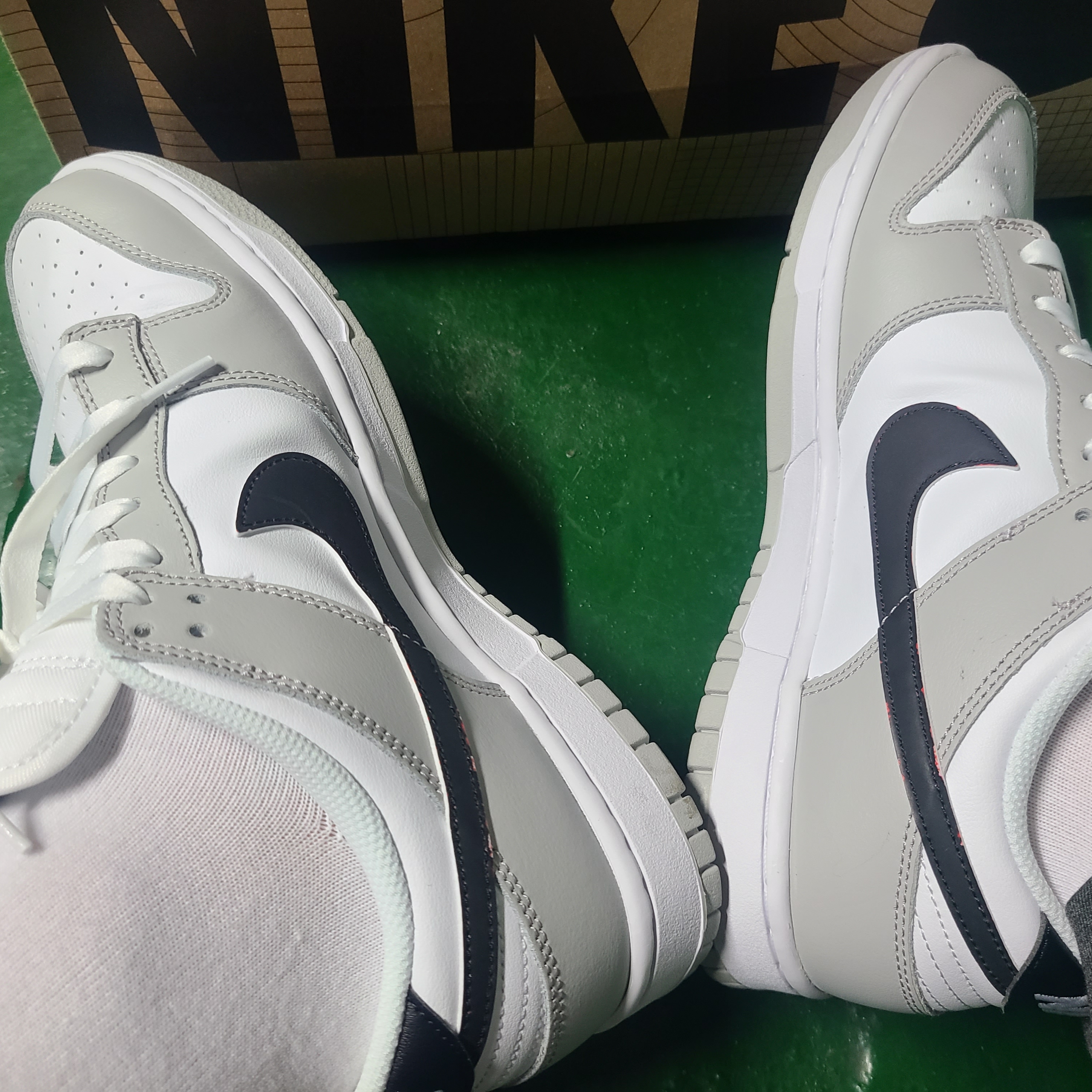 Nike Dunk Low Retro SE Jackpot Grey Fog, (GS) Nike Dunk Low SE Jackpot 착용 스타일 - 1