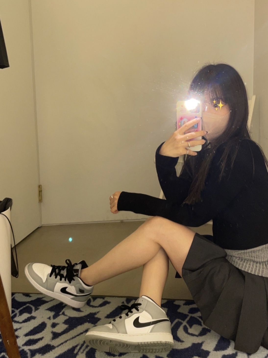 (GS) Jordan 1 Mid Light Smoke Grey, Jordan 1 Mid Light Smoke Grey 착용 스타일 - 3