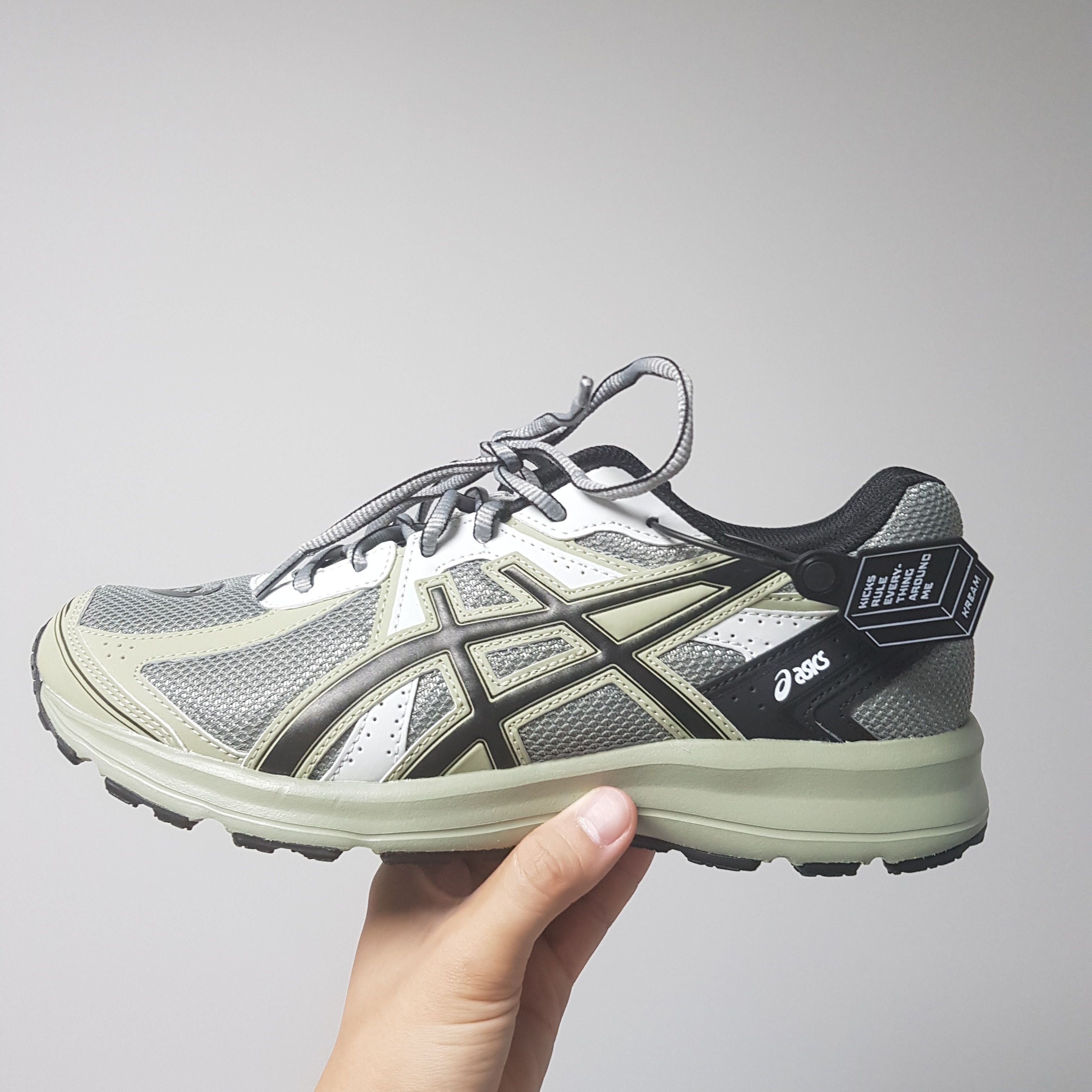 Asics Jog 100 S Sheet Rock - 2E Wide 착용 스타일