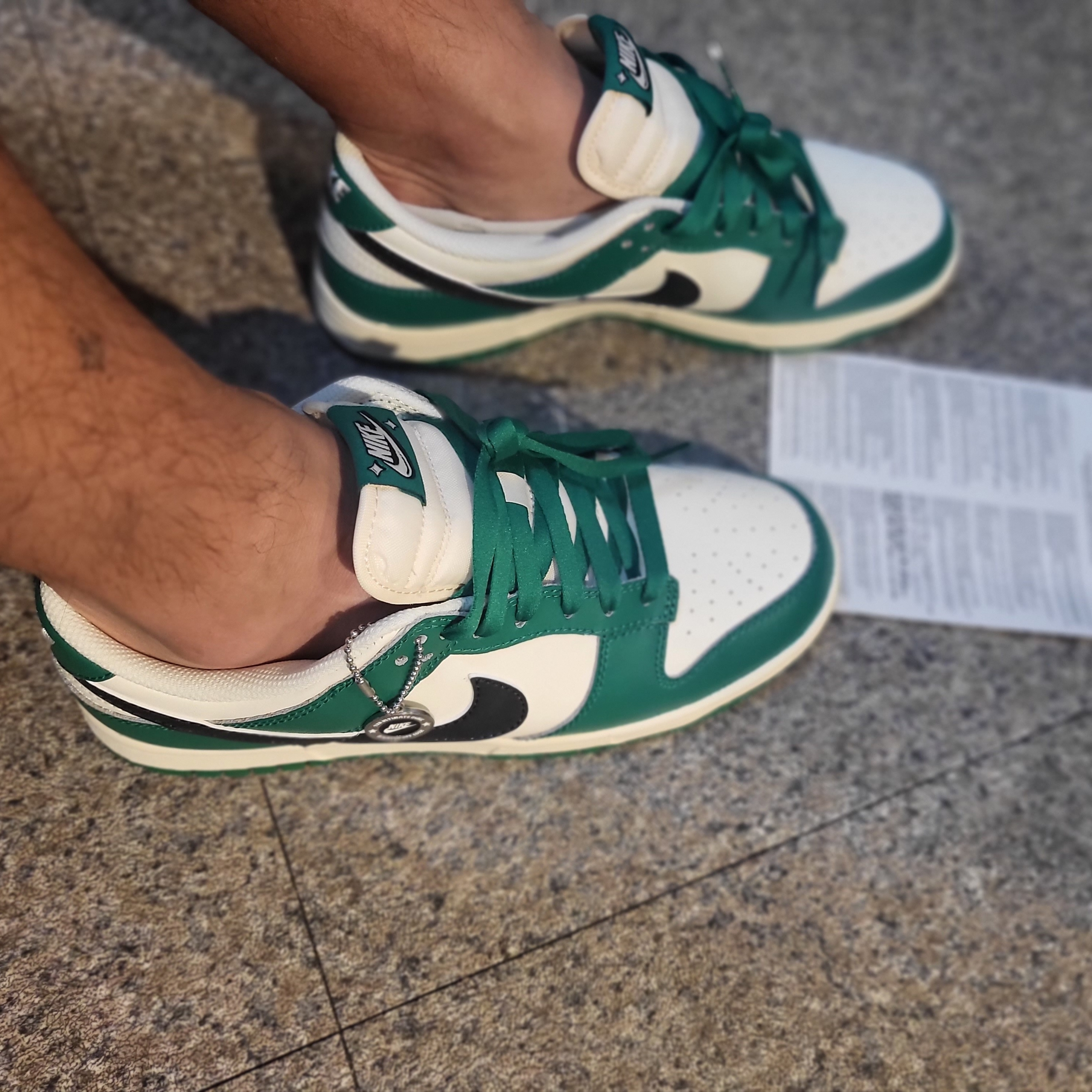 Nike Dunk Low Retro SE Jackpot Malachite 착용 스타일 - 1