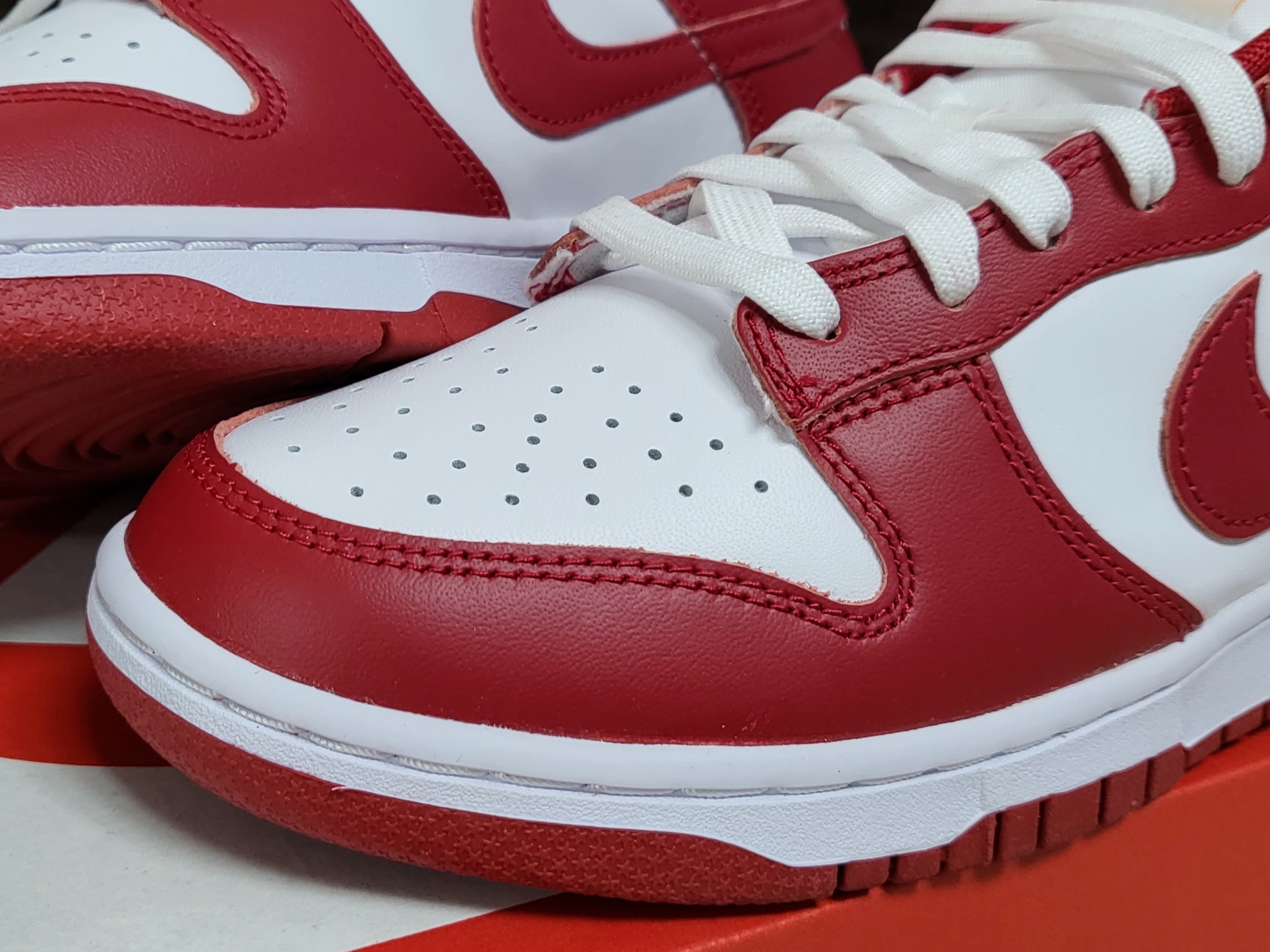 Nike Dunk Low Retro Gym Red 착용 스타일 - 4