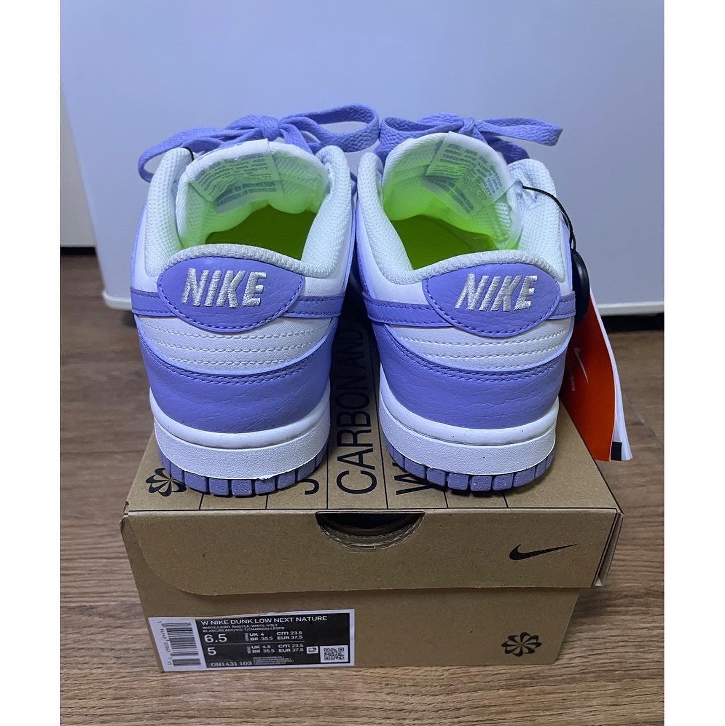 (W) Nike Dunk Low Next Nature Lilac 착용 스타일 - 3