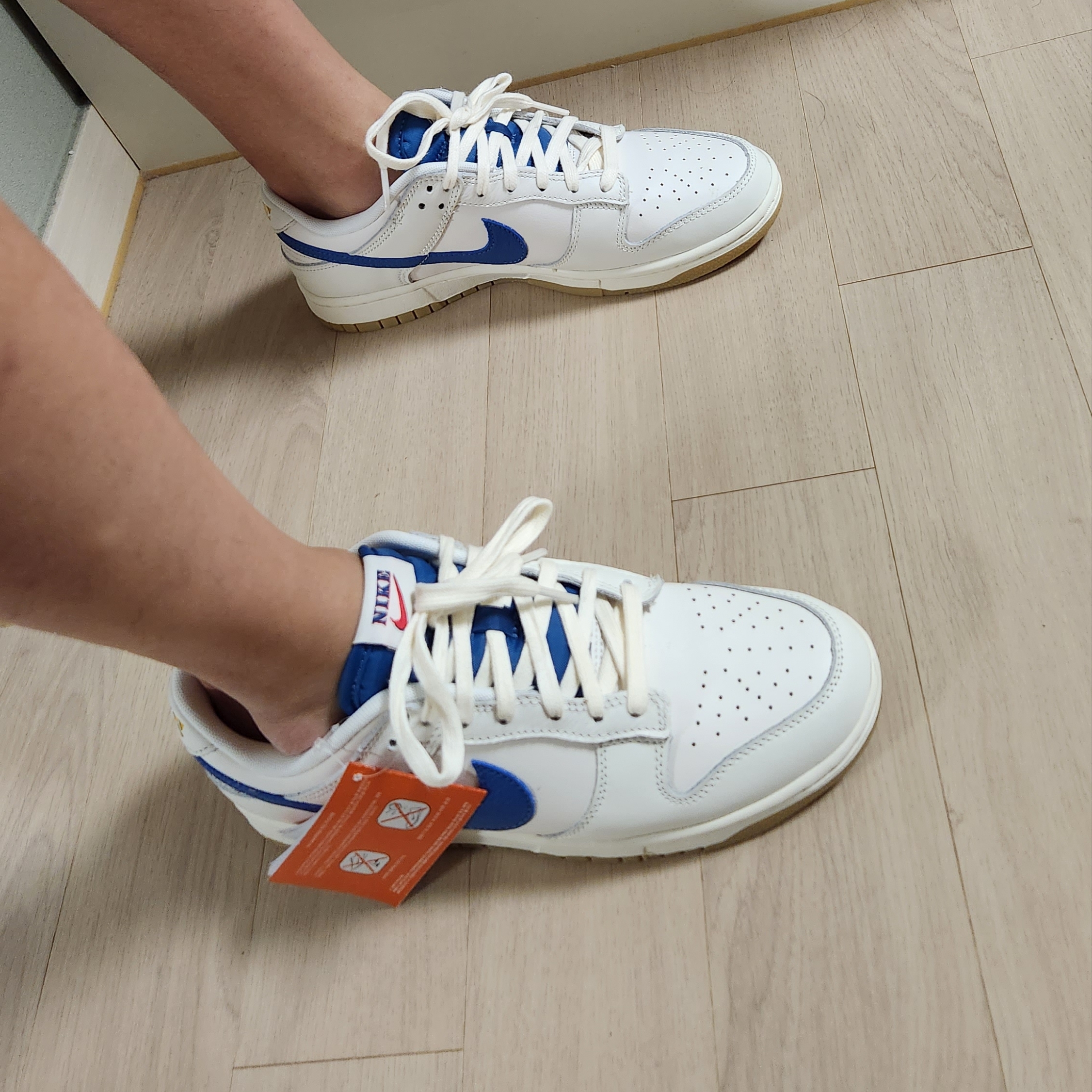 Nike Dunk Low SE Sail Dark Marina Blue, (W) Nike Dunk Low Black 착용 스타일 - 2