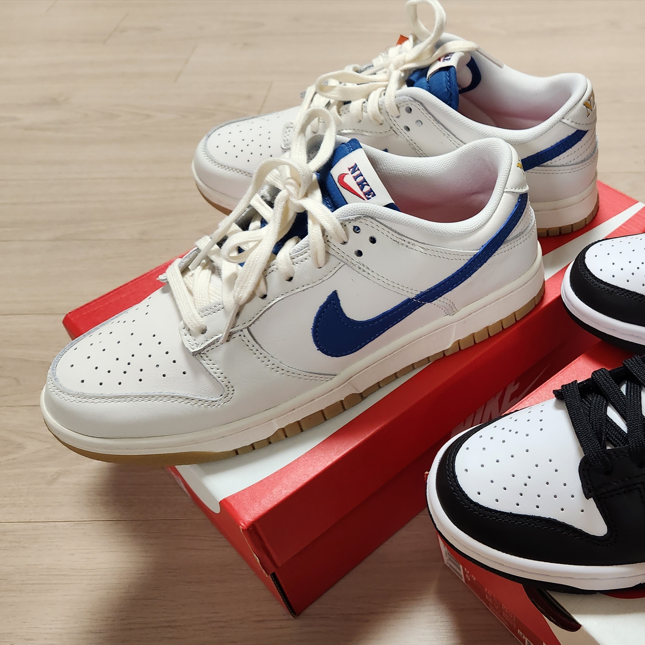 Nike Dunk Low SE Sail Dark Marina Blue, (W) Nike Dunk Low Black 착용 스타일 - 3
