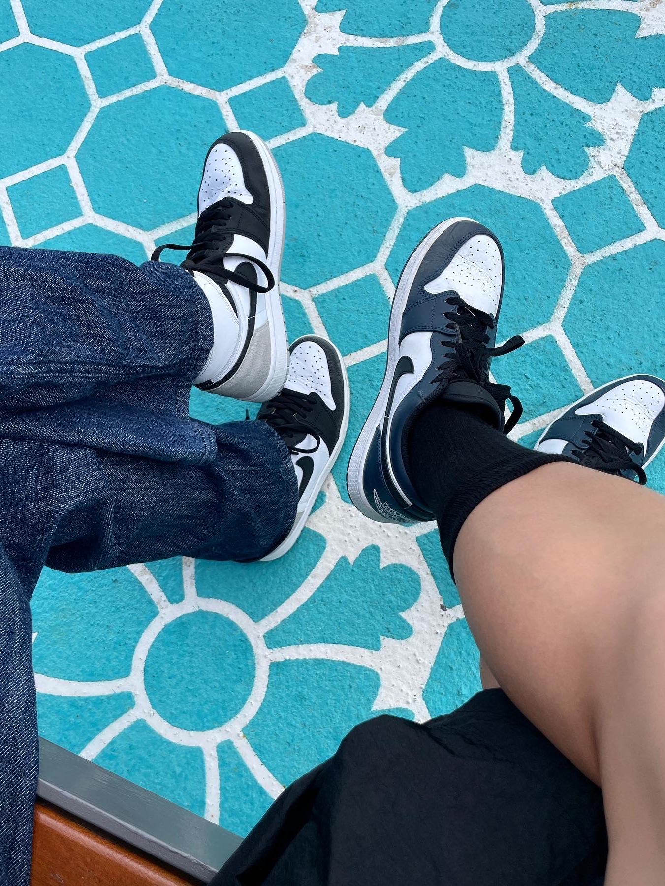 Jordan 1 Low Dark Teal, Jordan 1 Retro High OG Bleached Coral 착용 스타일 - 3