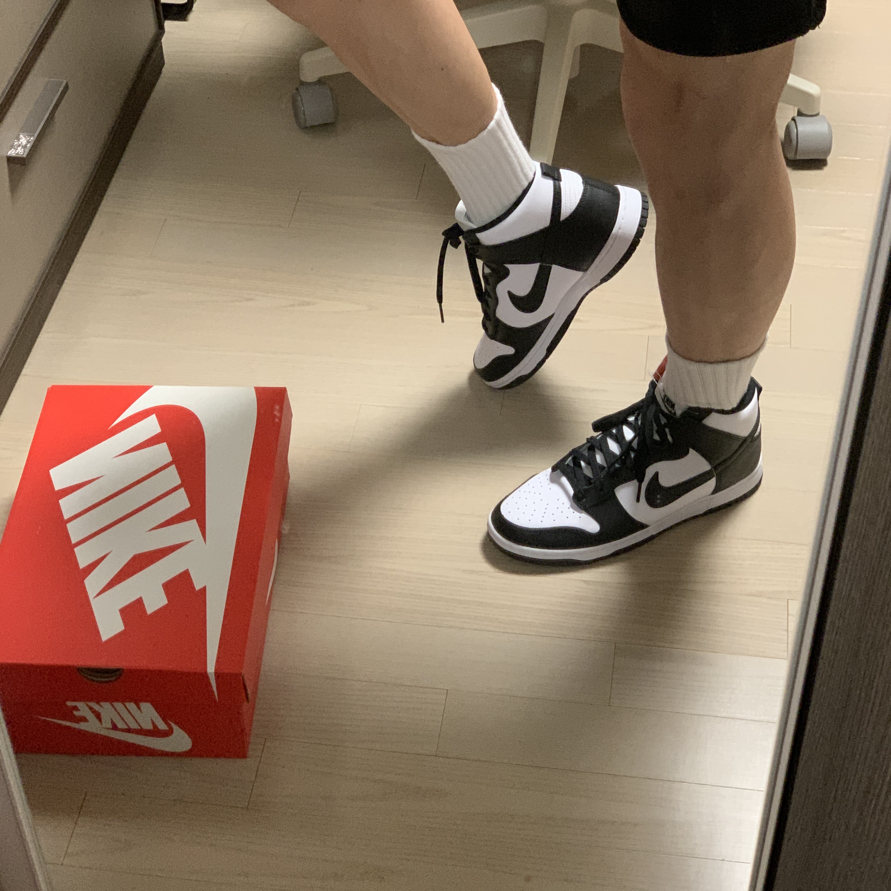 Nike Dunk High Retro Championship White 착용 스타일 - 2