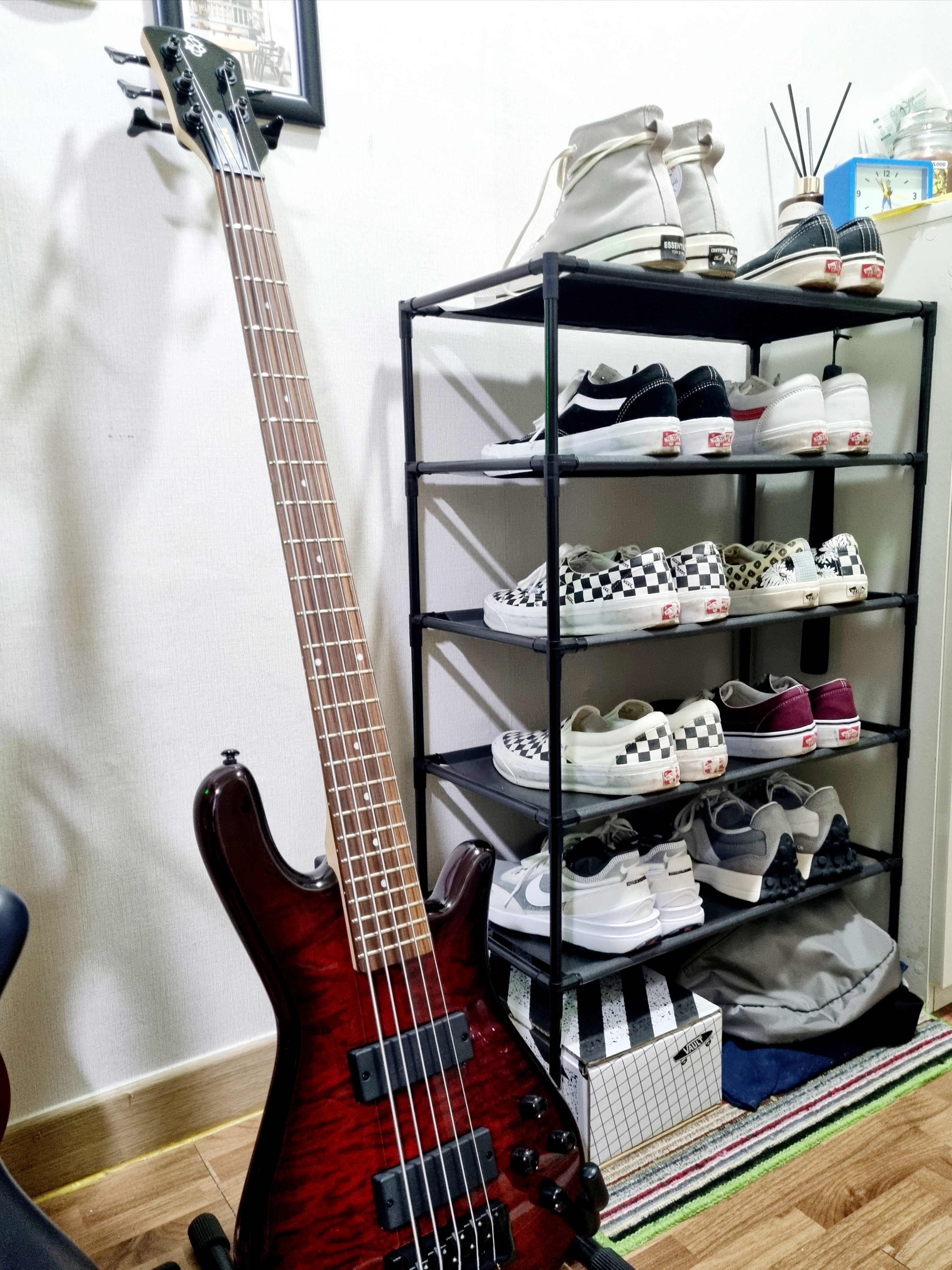 Vans Vault OG Classic Slip-On Checkerboard, Vans Vault OG Old Skool LX Black 착용 스타일 - 1