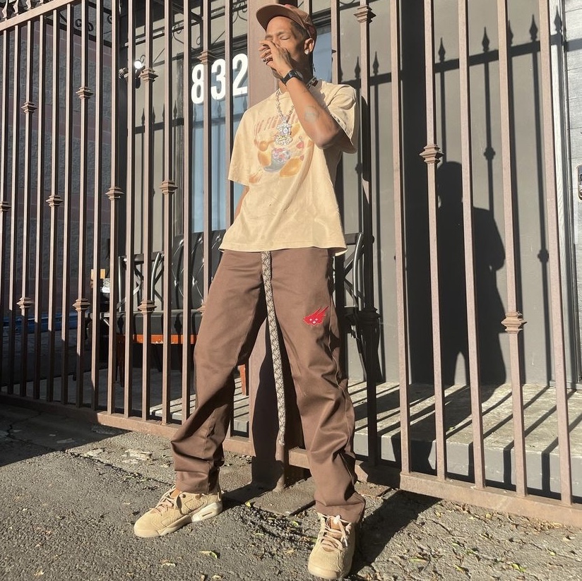 Jordan 6 x Travis Scott Retro SP British Khaki 착용 스타일