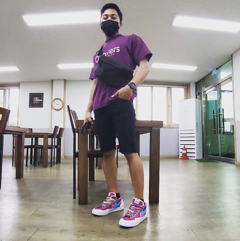 Nike x Sacai x Kaws Blazer Low Purple Dusk 착용 스타일