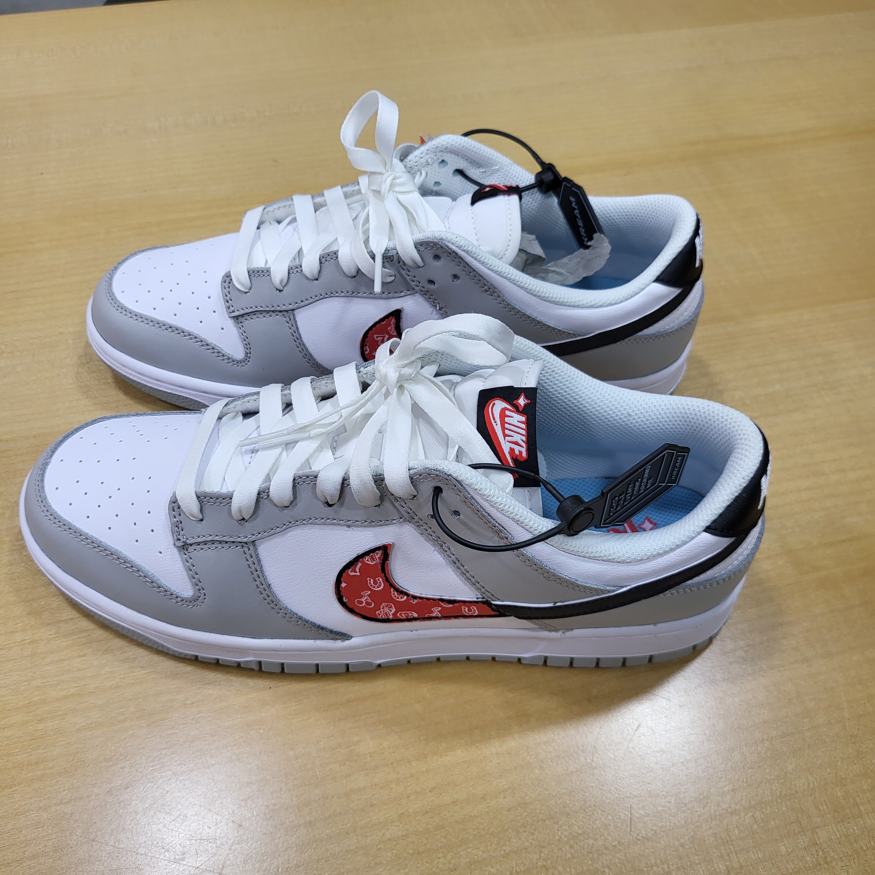 Nike Dunk Low Retro SE Jackpot Grey Fog 착용 스타일