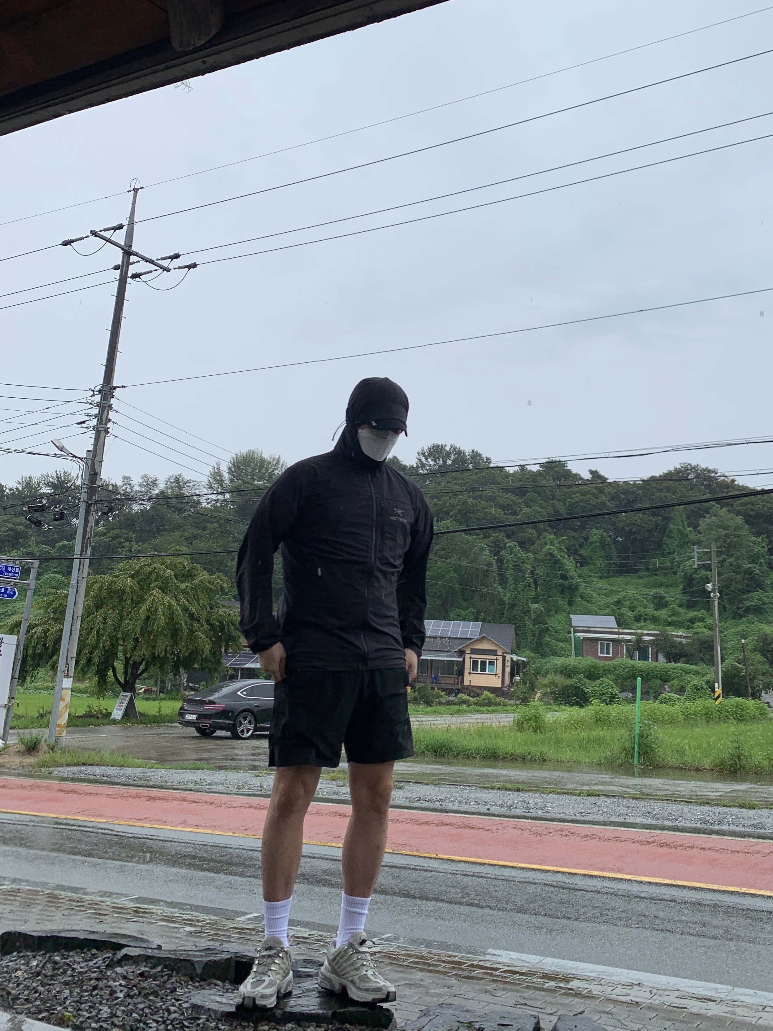 Arc'teryx Squamish Hoody Black, Nike x Drake Nocta Golf Cap Black 착용 스타일 - 4