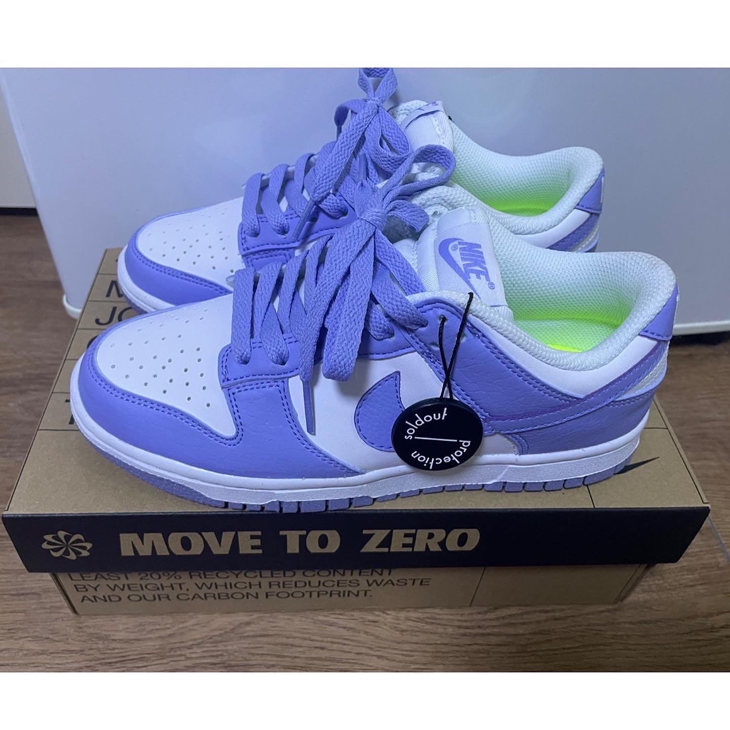 (W) Nike Dunk Low Next Nature Lilac 착용 스타일 - 2