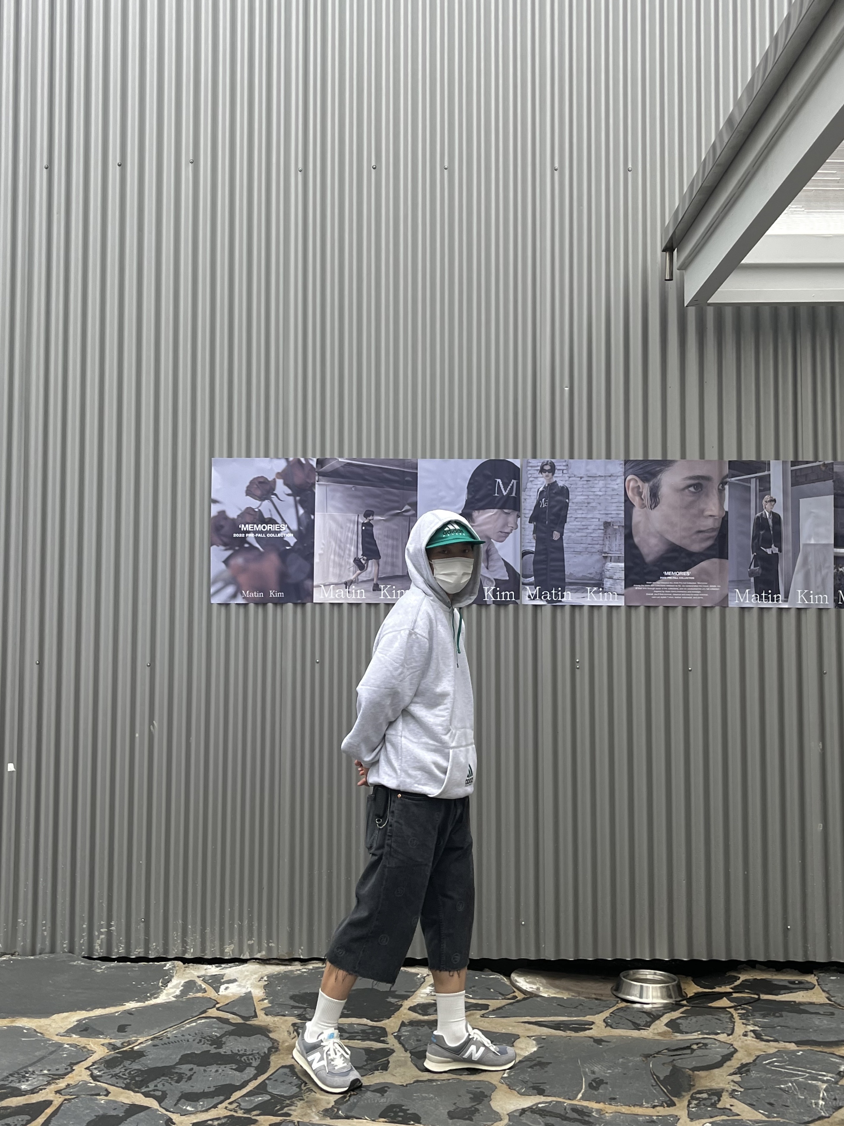 Palace x Adidas EQT Hat Green - 22FW, New Balance 574 Heritage Gray 착용 스타일 - 2