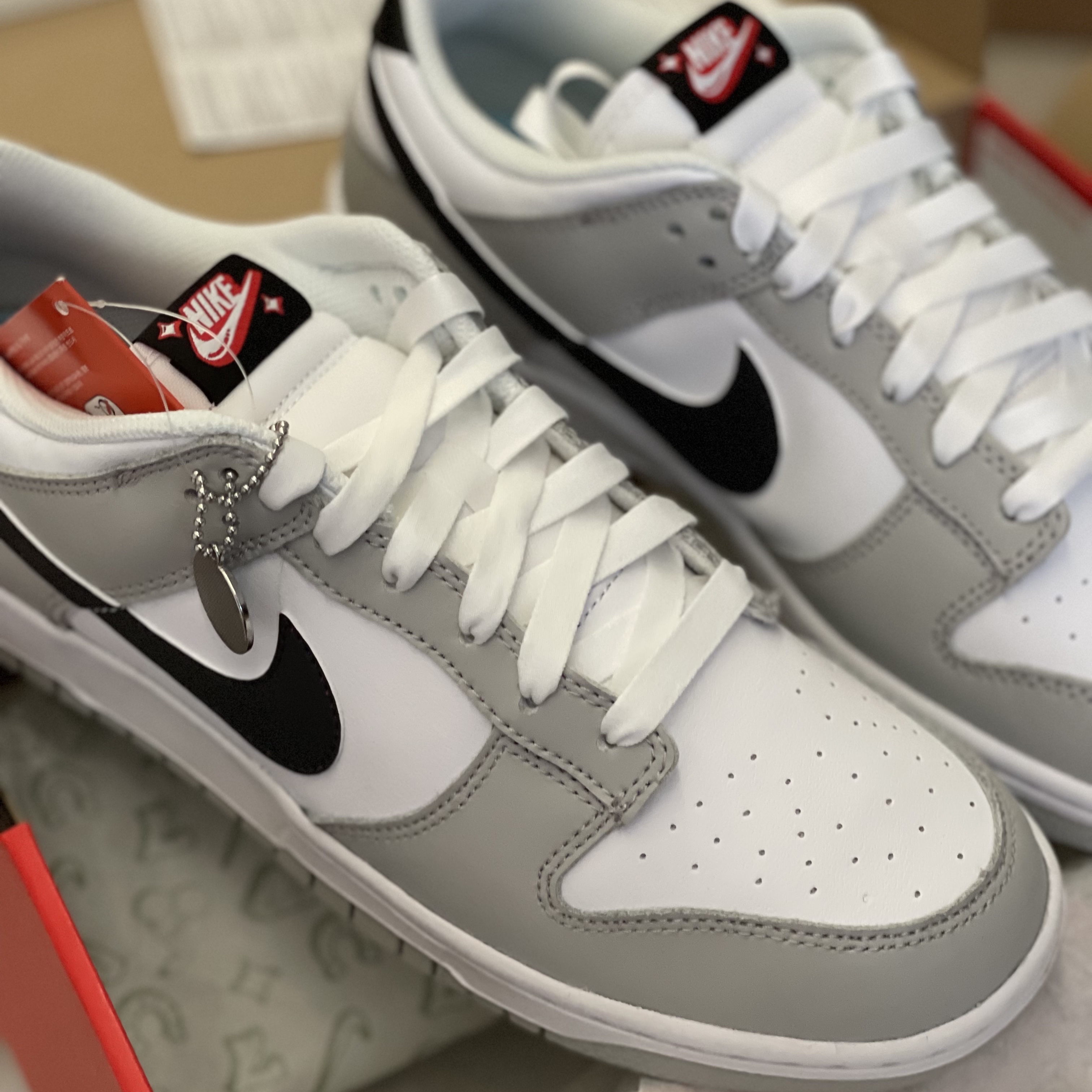 Nike Dunk Low Retro SE Jackpot Grey Fog 착용 스타일 - 2