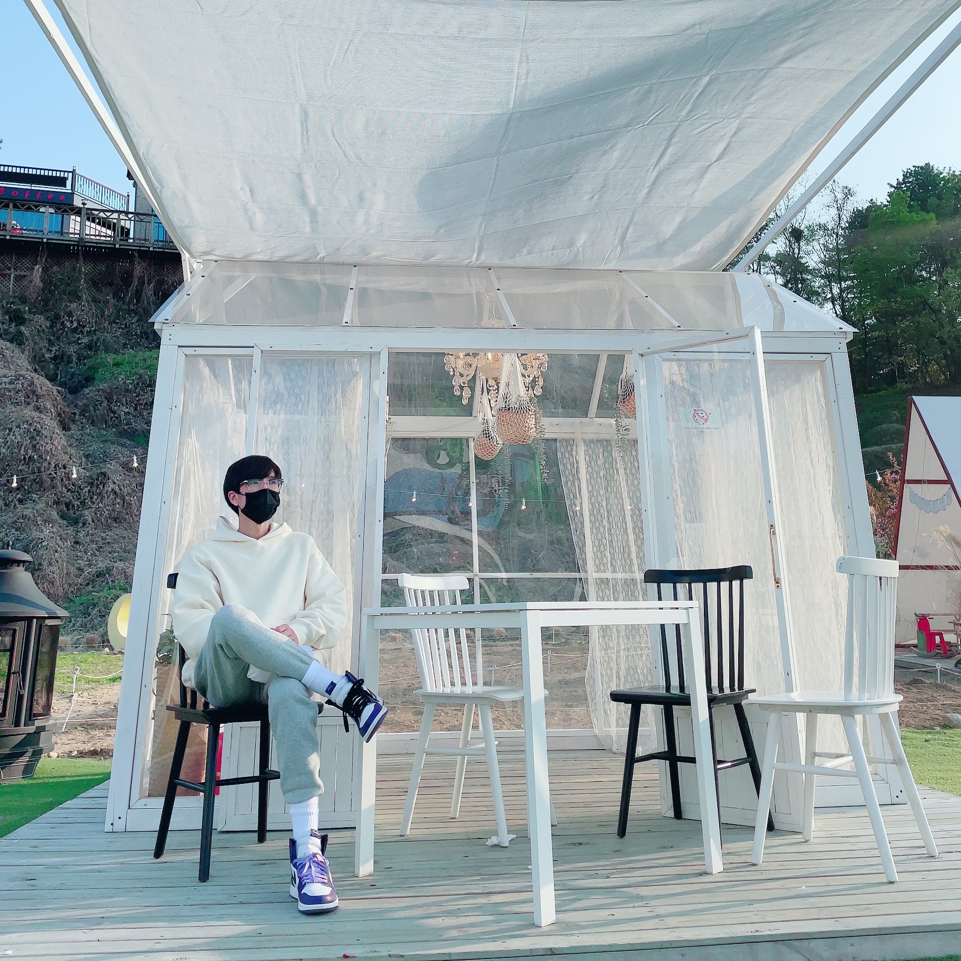 Essentials Pull-Over Hoodie Cream - 21SS, Jordan 1 Retro High OG Court Purple 2020 착용 스타일 - 2