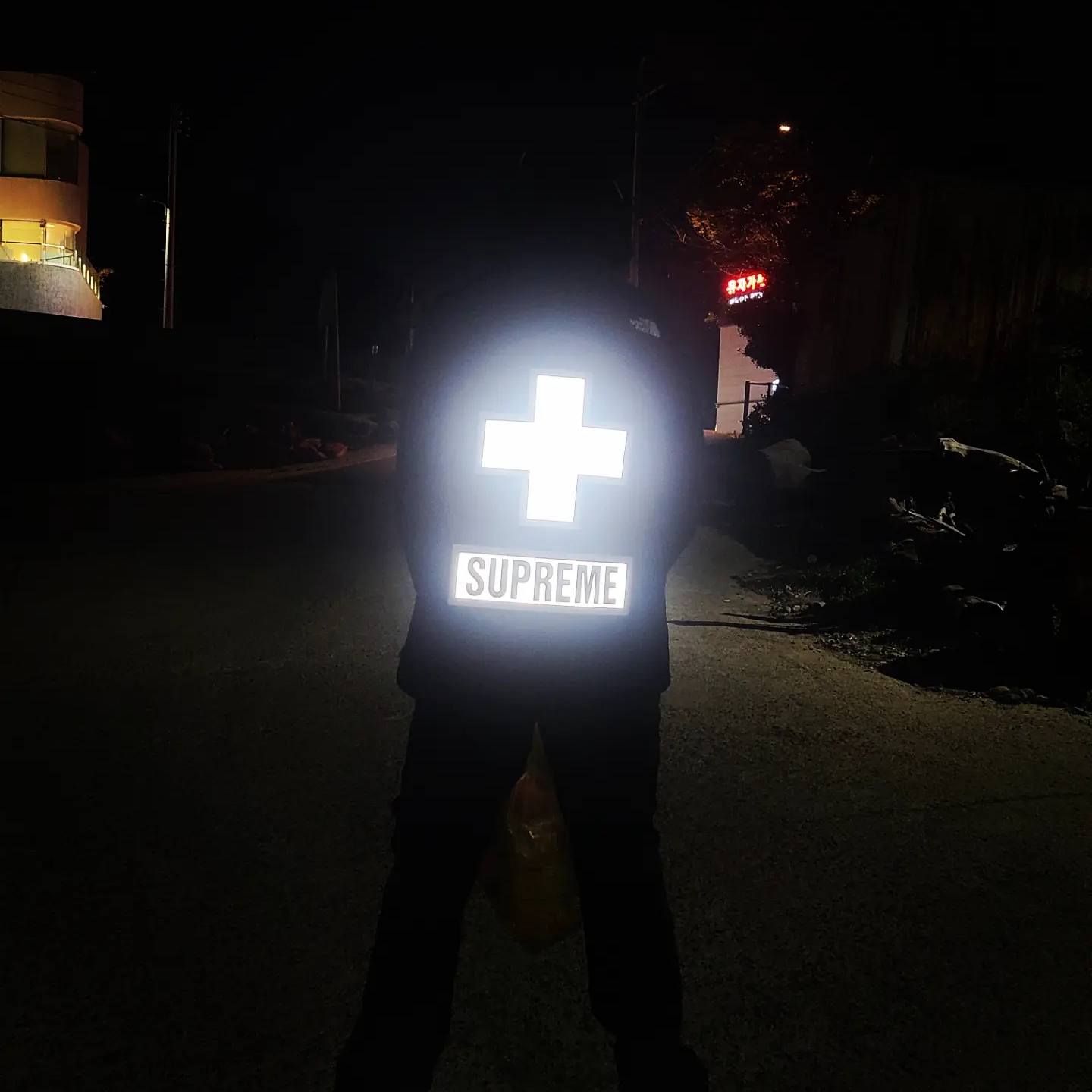 Supreme x The North Face Summit Series Rescue Mountain Pro Jacket Black - 22SS 착용 스타일 - 2