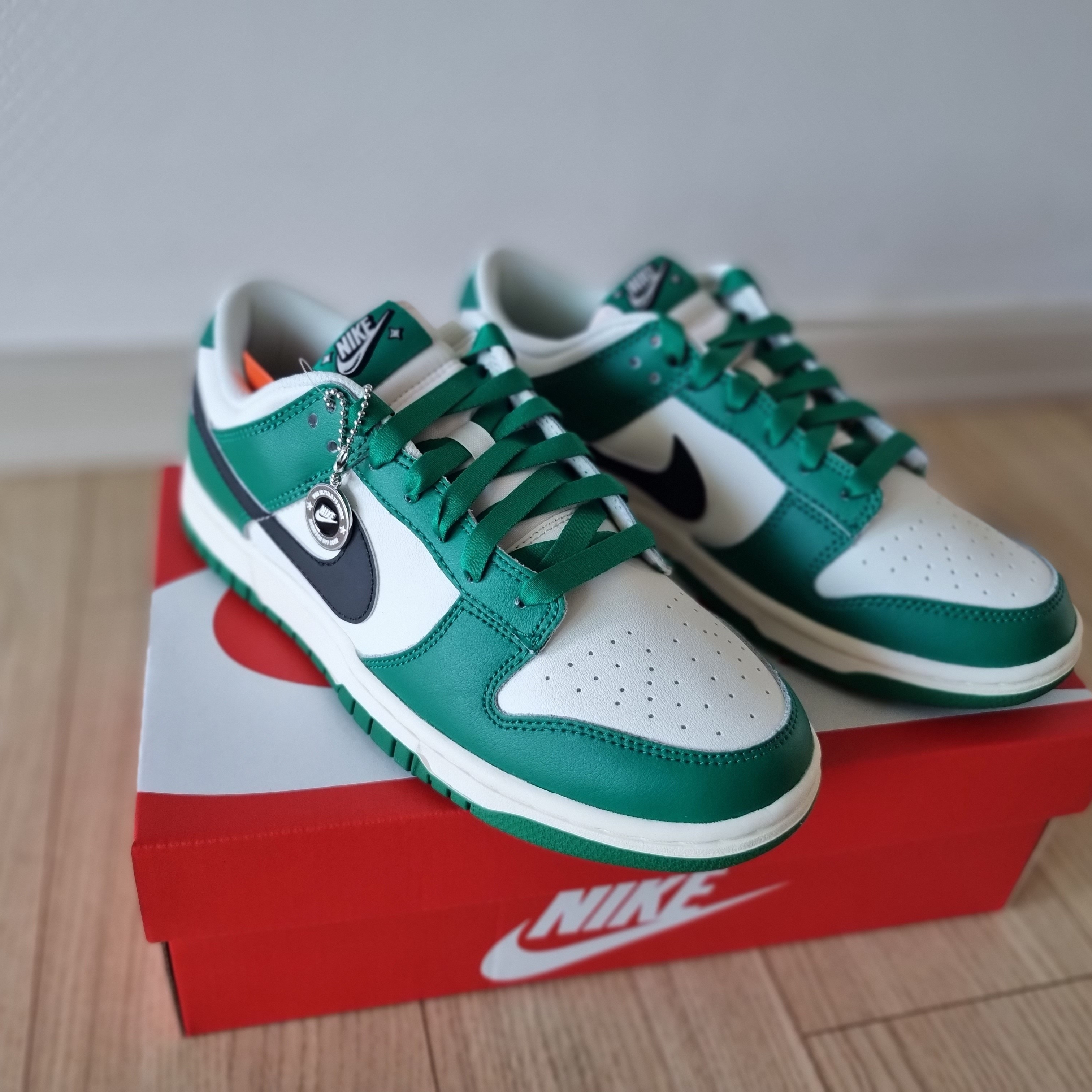 Nike Dunk Low Retro SE Jackpot Malachite 착용 스타일 - 1