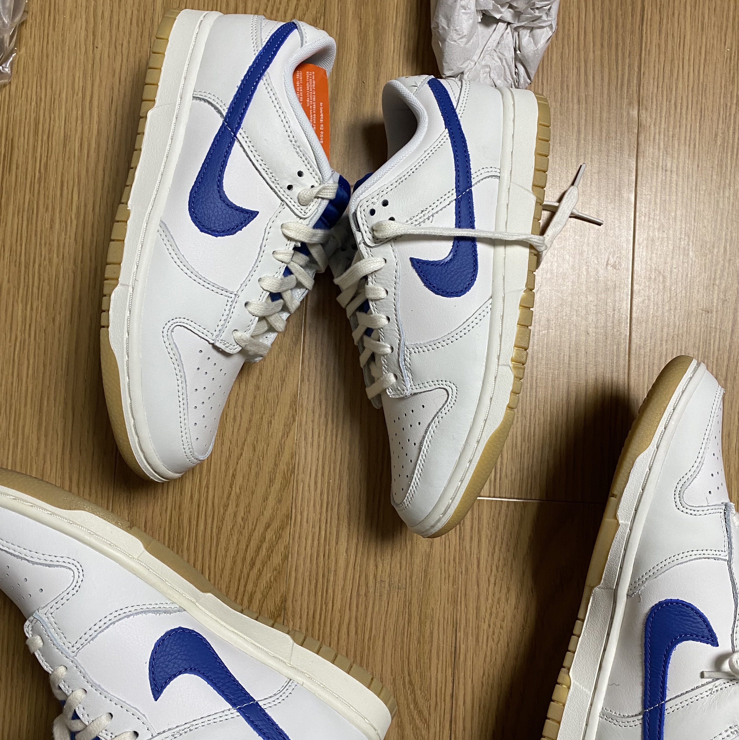 Nike Dunk Low SE Sail Dark Marina Blue 착용 스타일 - 1