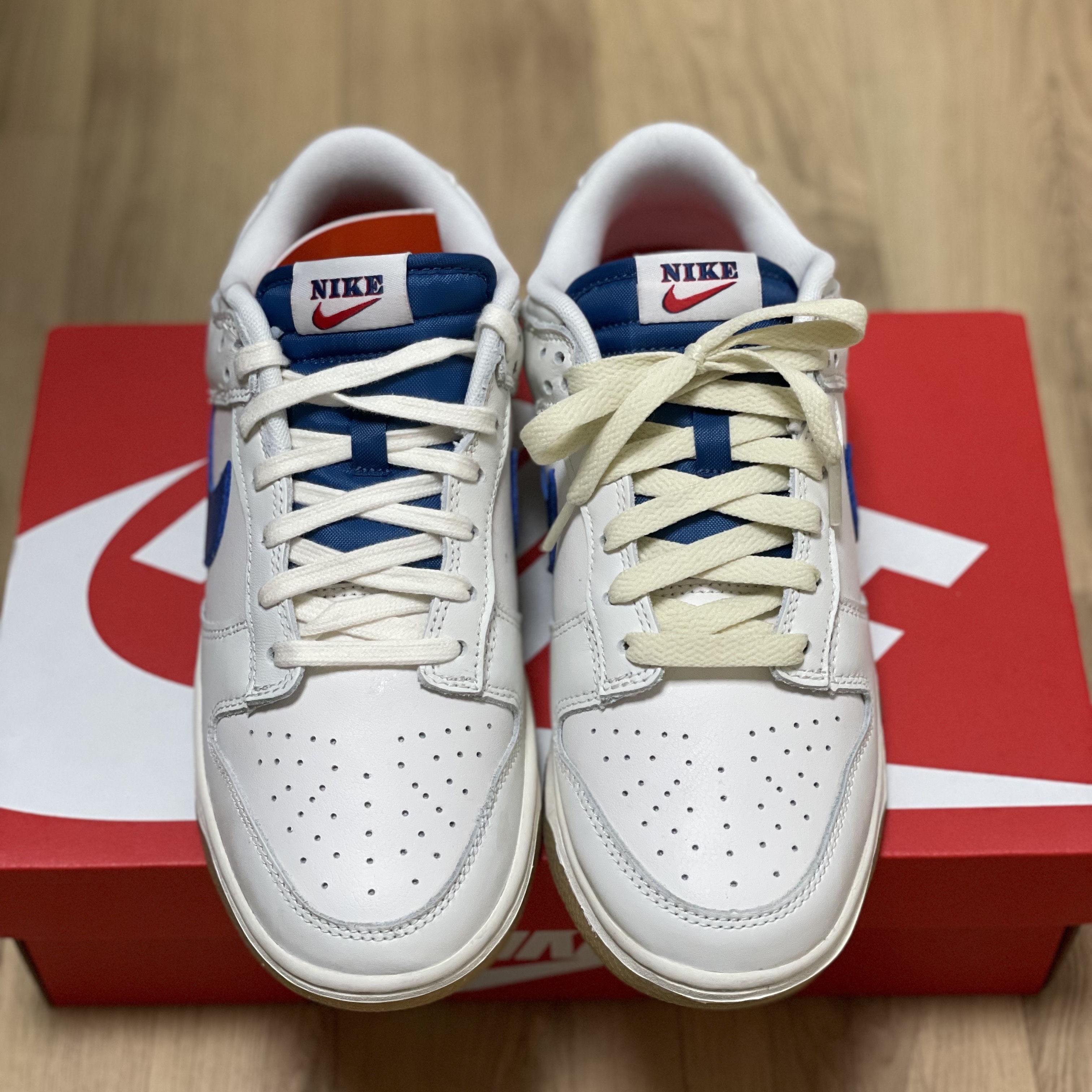 Nike Dunk Low SE Sail Dark Marina Blue 착용 스타일 - 2