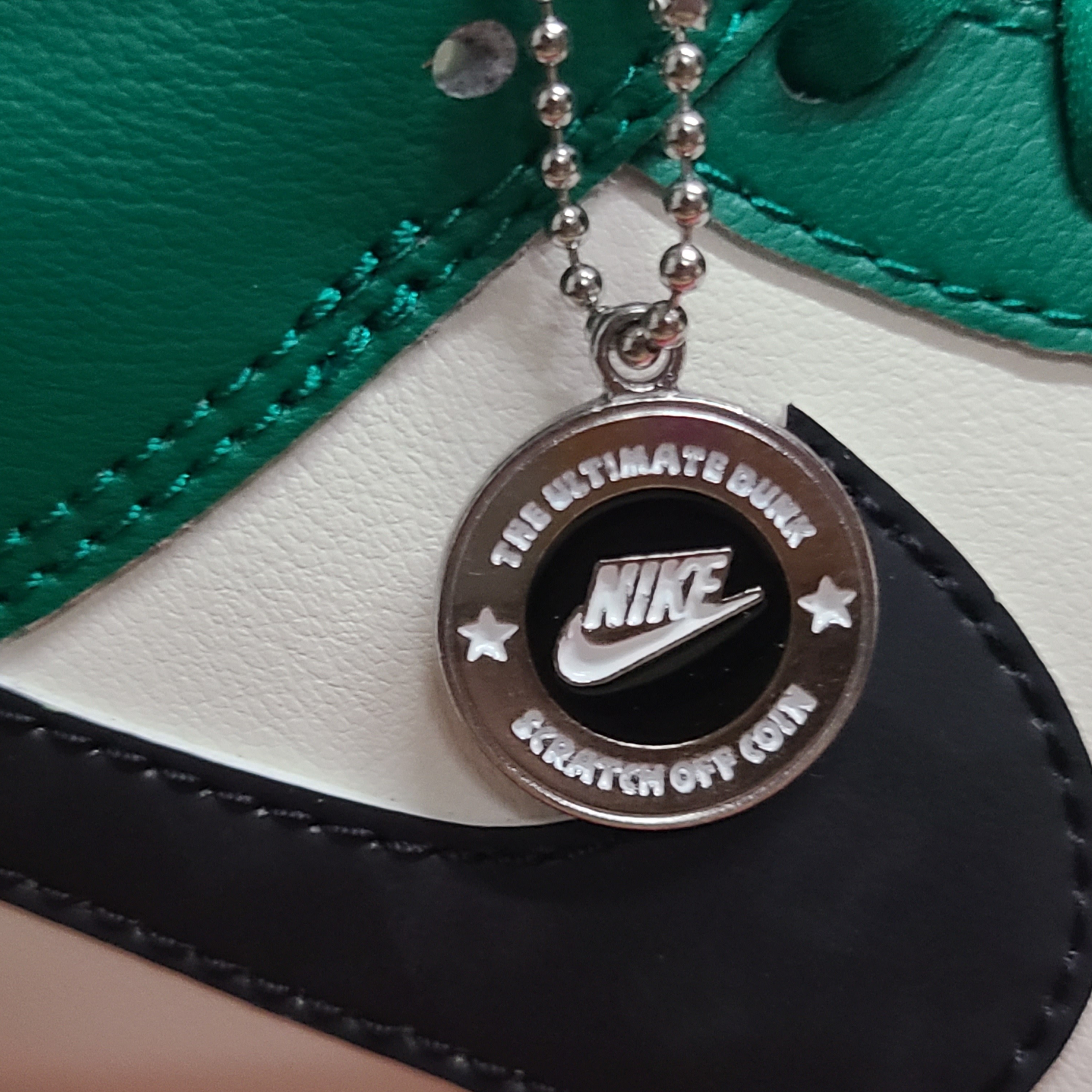 Nike Dunk Low Retro SE Jackpot Malachite 착용 스타일 - 3