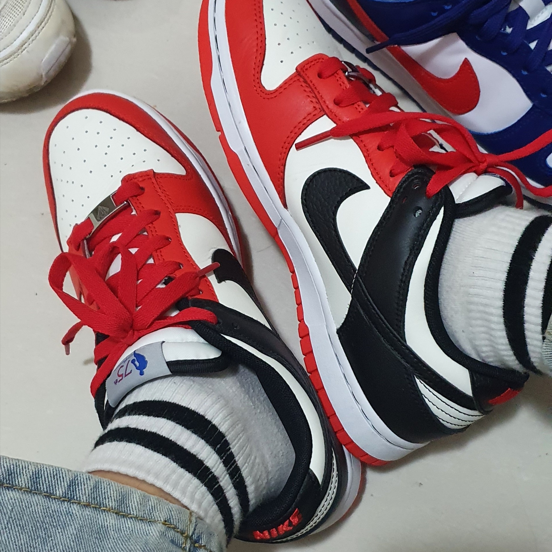 Nike x NBA Dunk Low Retro EMB Black and Chile Red ์ฐฉ์ฉ ์คํ์ผ - 5