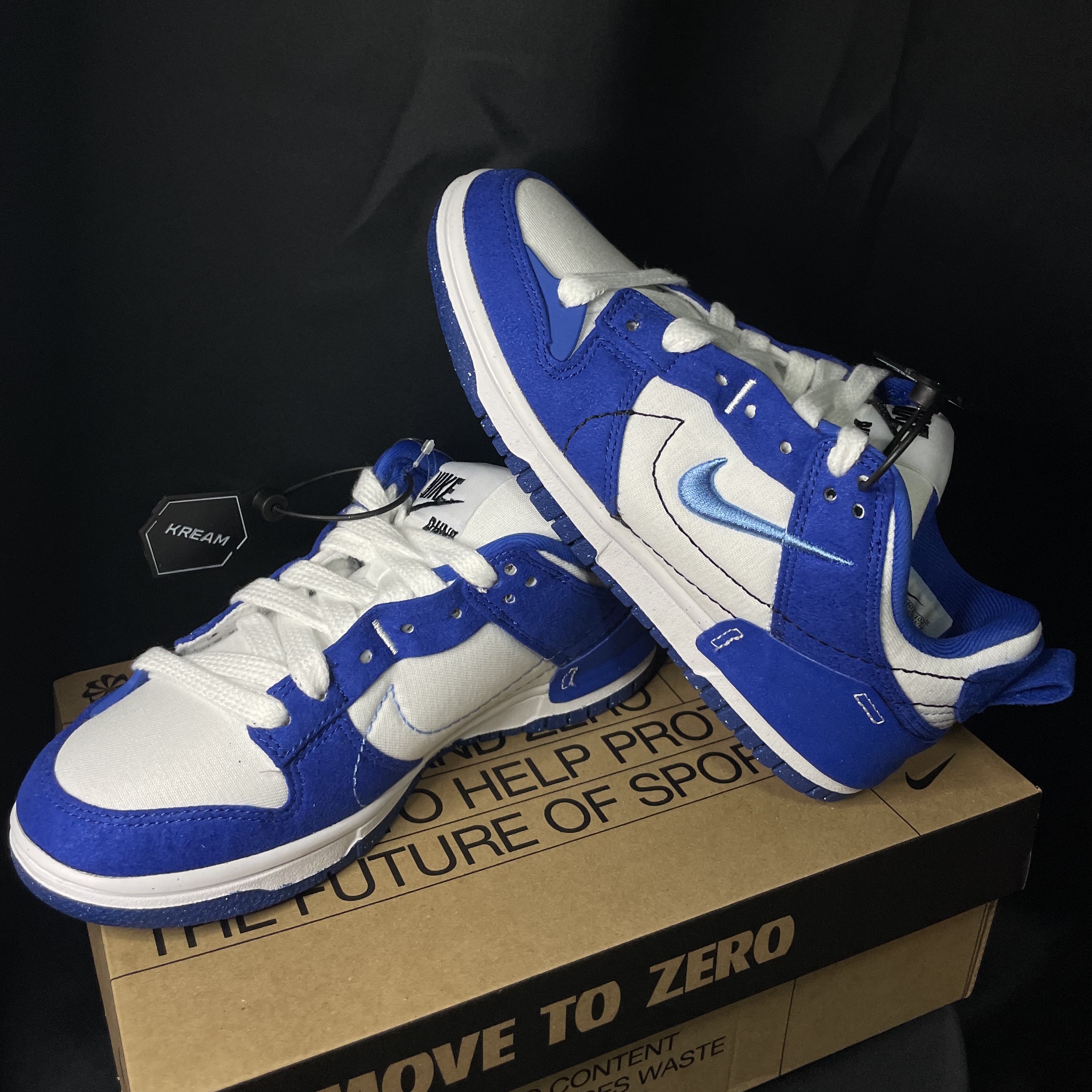 (W) Nike Dunk Low Disrupt 2 White and University Blue 착용 스타일