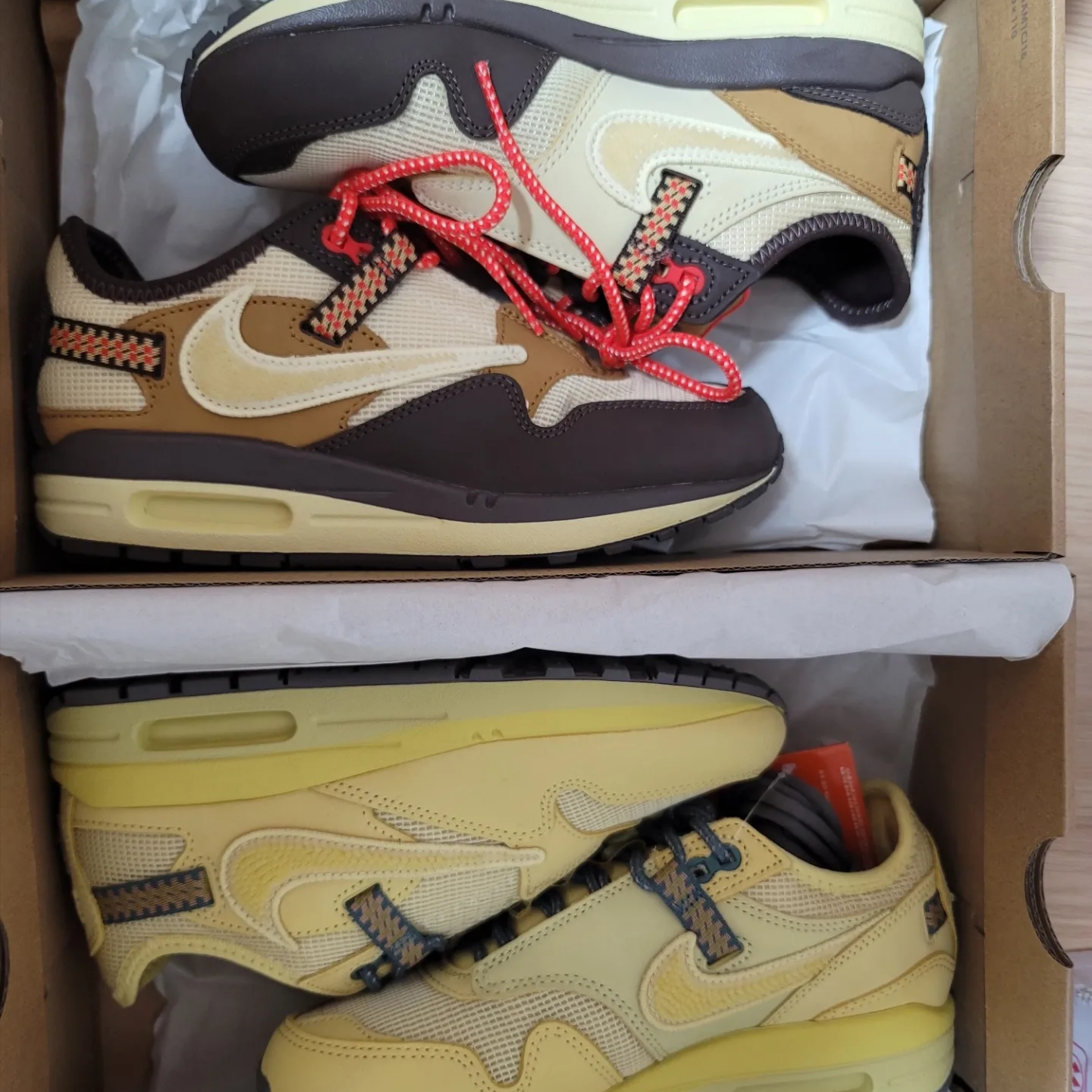 Nike x Travis Scott Air Max 1 Cact.us Brown, Nike x Travis Scott Air Max 1 Cact.us Gold 착용 스타일