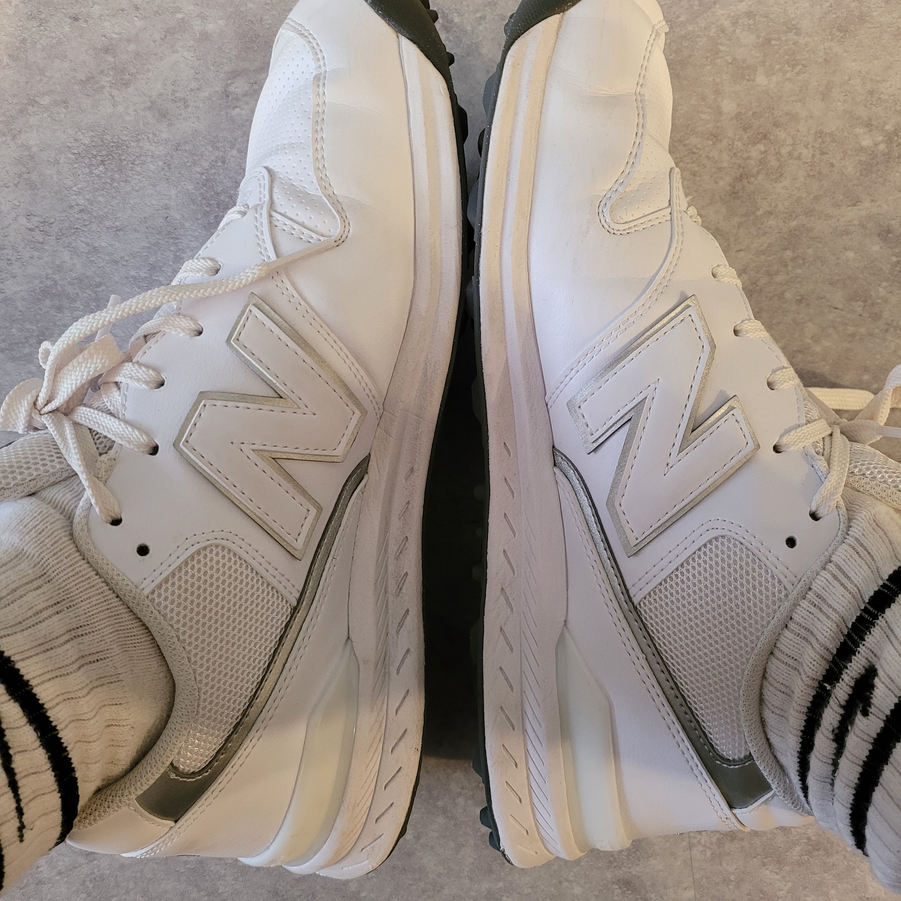 New Balance 996 Golf White 착용 스타일