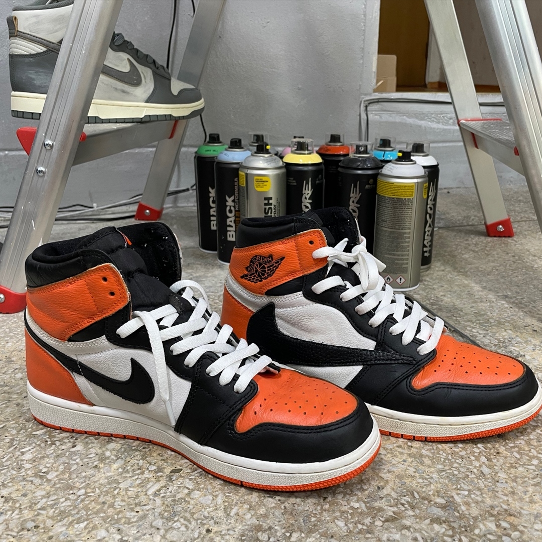 Jordan 1 Retro High OG Electro Orange 착용 스타일 - 1
