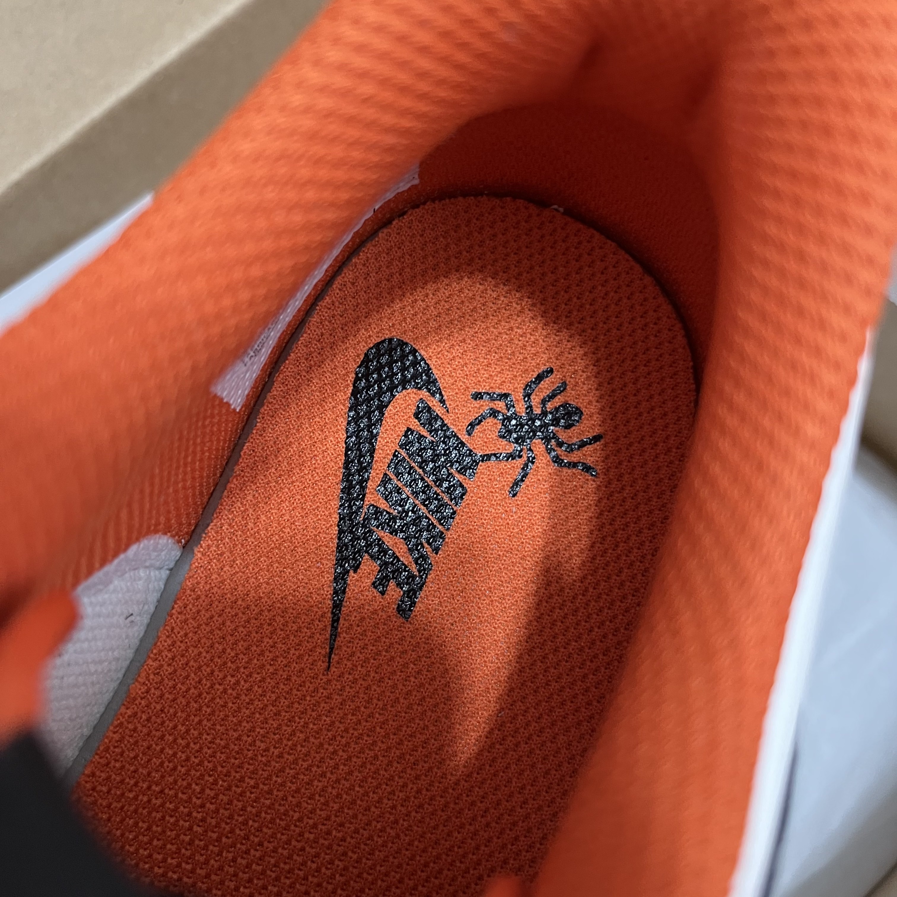 (GS) Nike Dunk Low PRM Halloween, Nike Dunk Low Retro PRM Halloween 착용 스타일 - 2