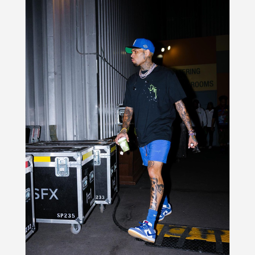 Nike SB Dunk Low Pro Premium Deep Royal Blue 착용 스타일 - 2