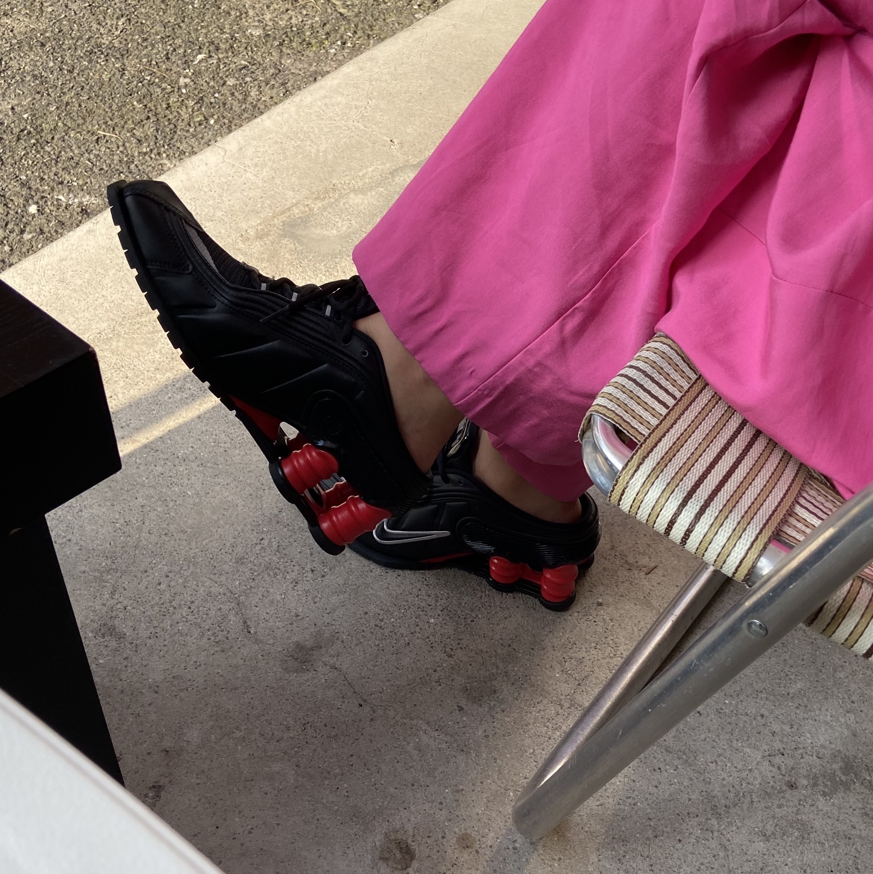 Nike x Martine Rose Shox MR4 Black 착용 스타일