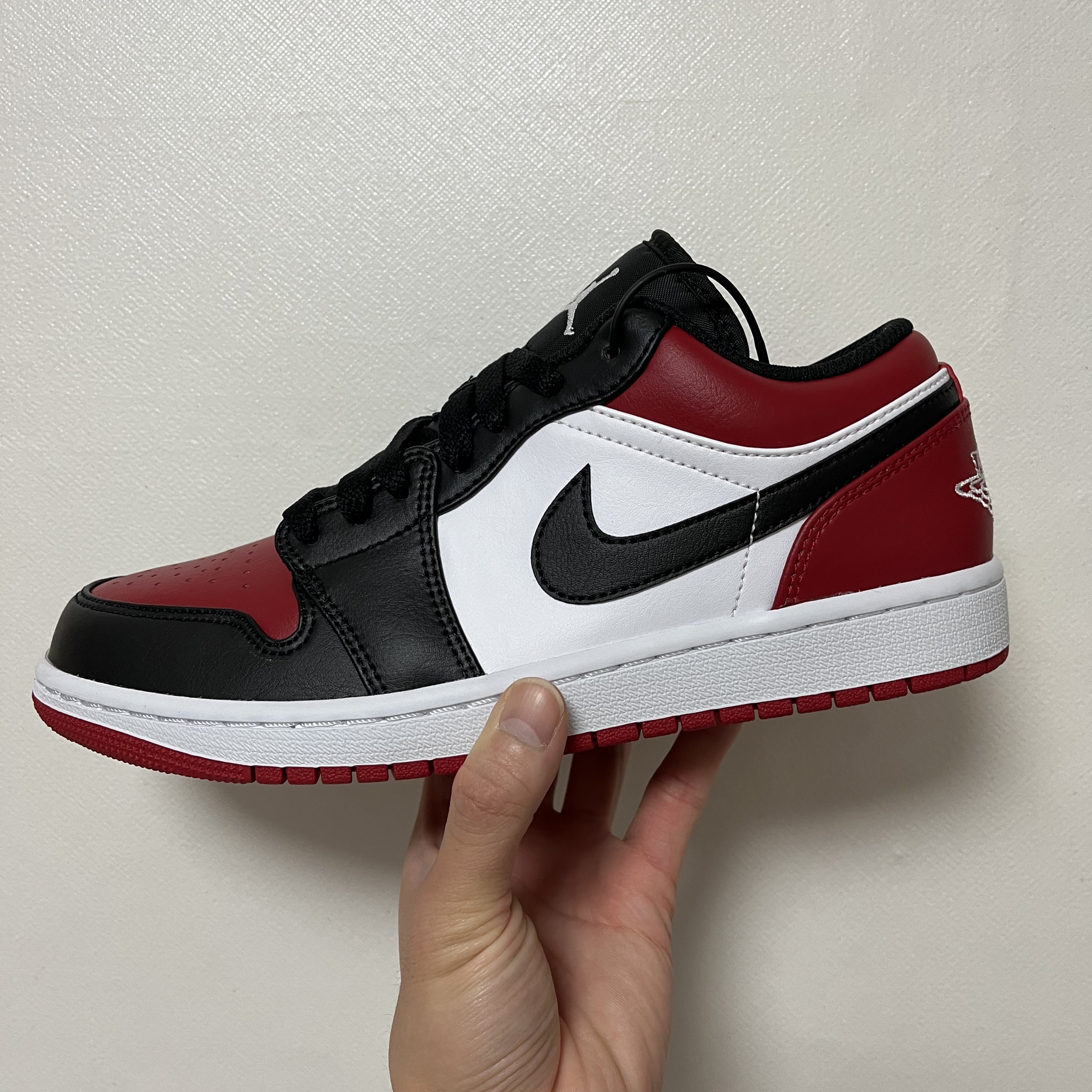 Jordan 1 Low Bred Toe 착용 스타일