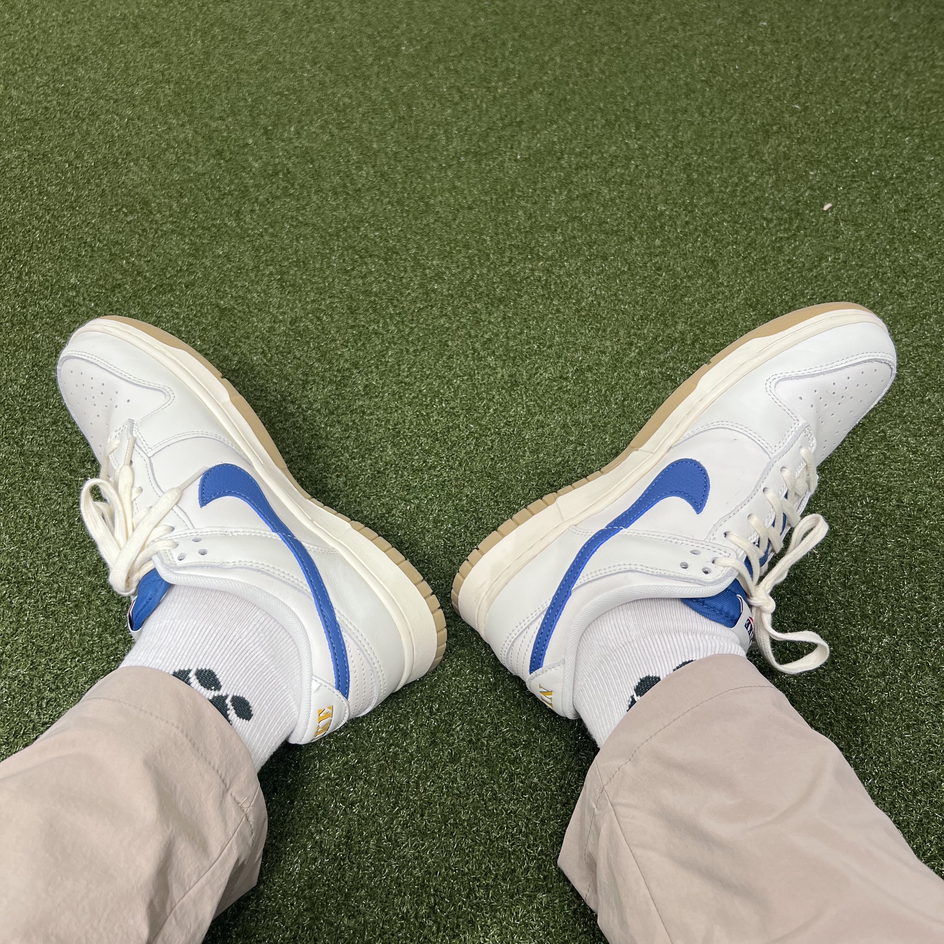 Nike Dunk Low SE Sail Dark Marina Blue 착용 스타일